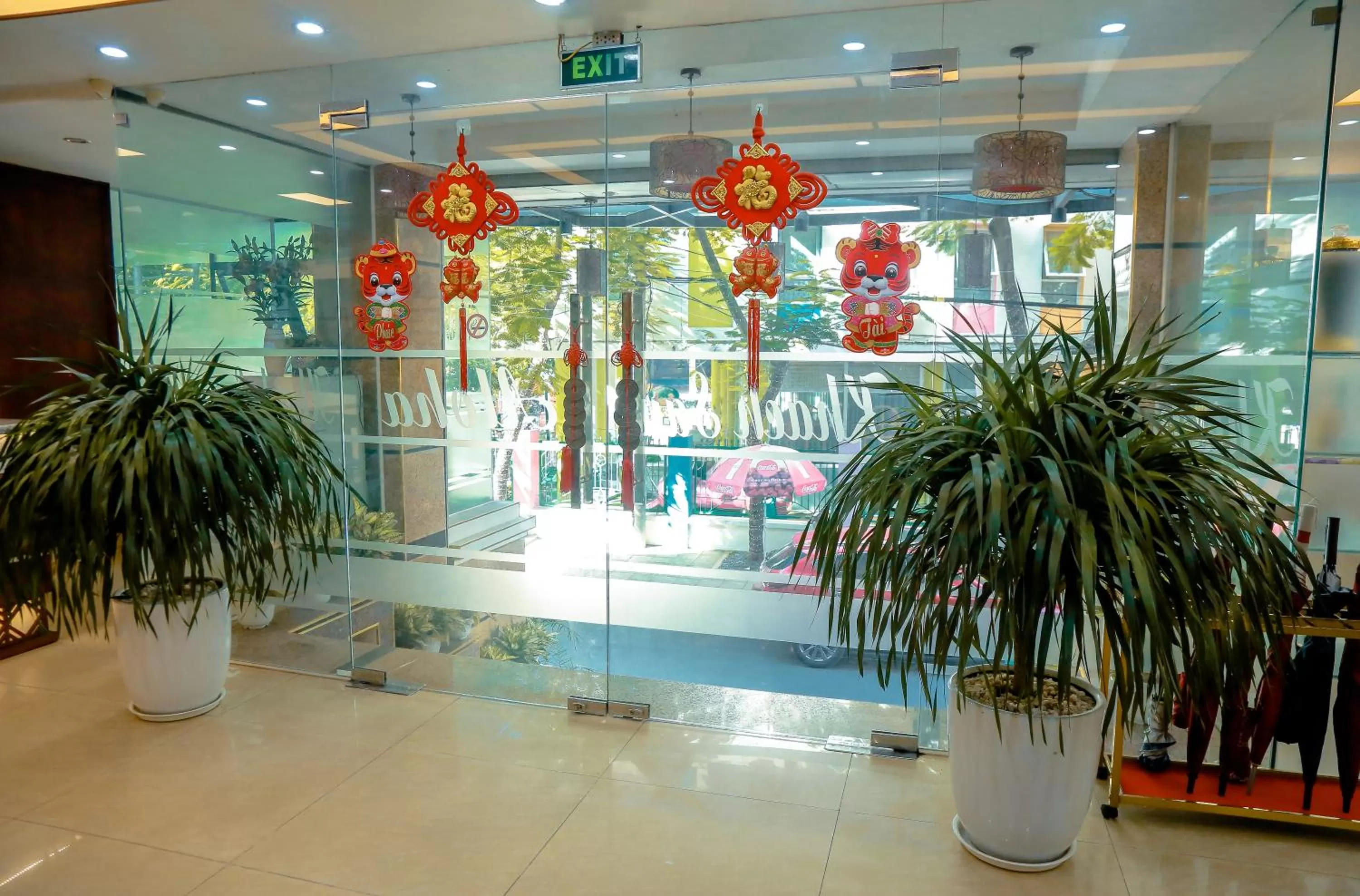 Lobby or reception in Aloha Hotel