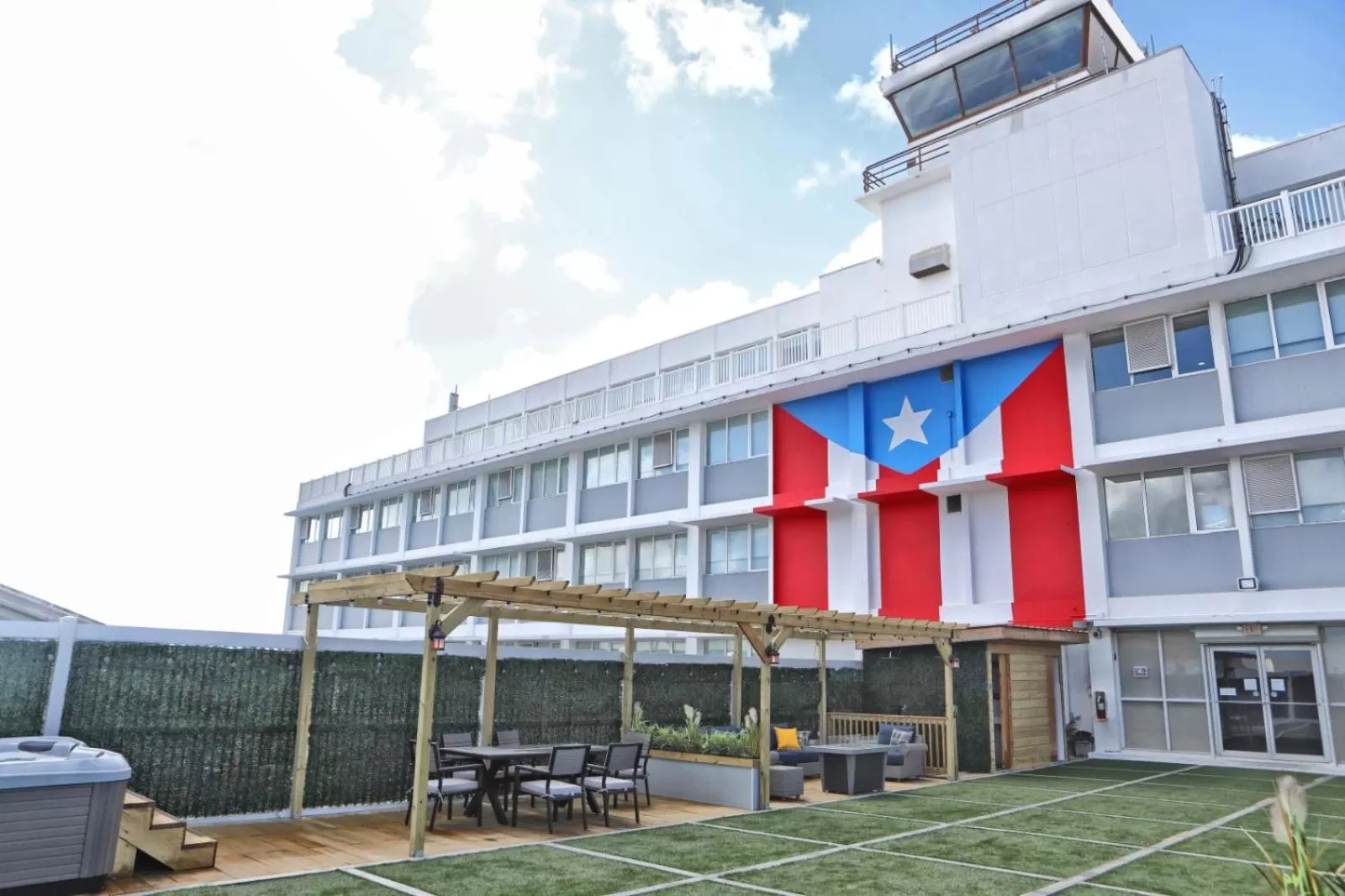Balcony/Terrace in San Juan Airport Hotel