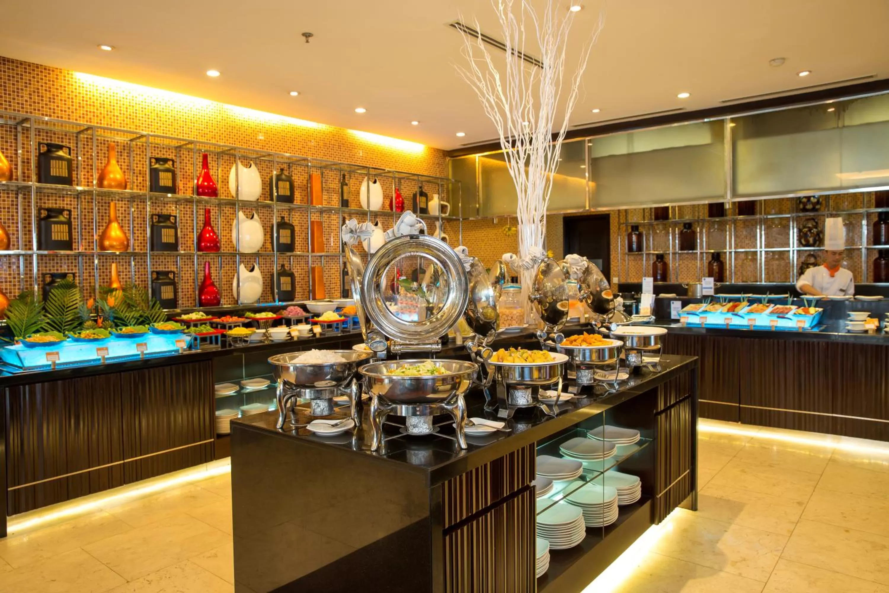 Restaurant/places to eat in Novotel Ha Long Bay Hotel