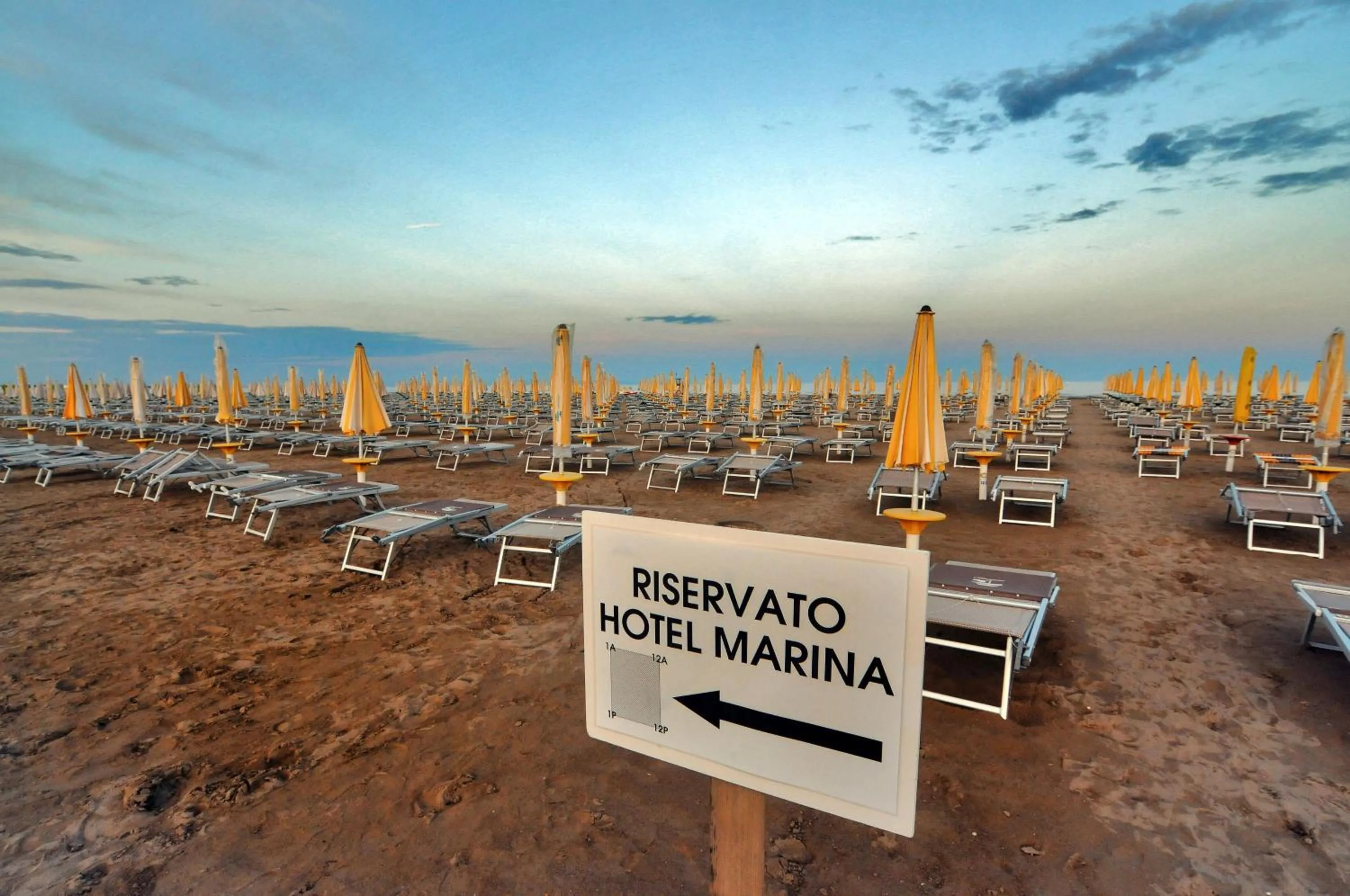 Beach in Marina Palace Hotel 4 stelle S