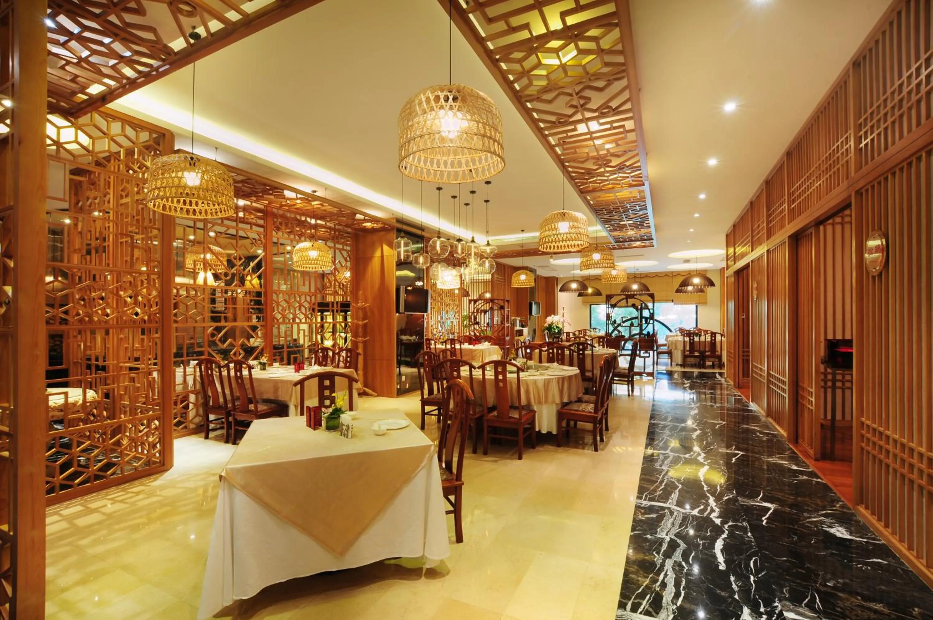 Restaurant/places to eat in Guanganmen Grand Metropark Hotel Beijing