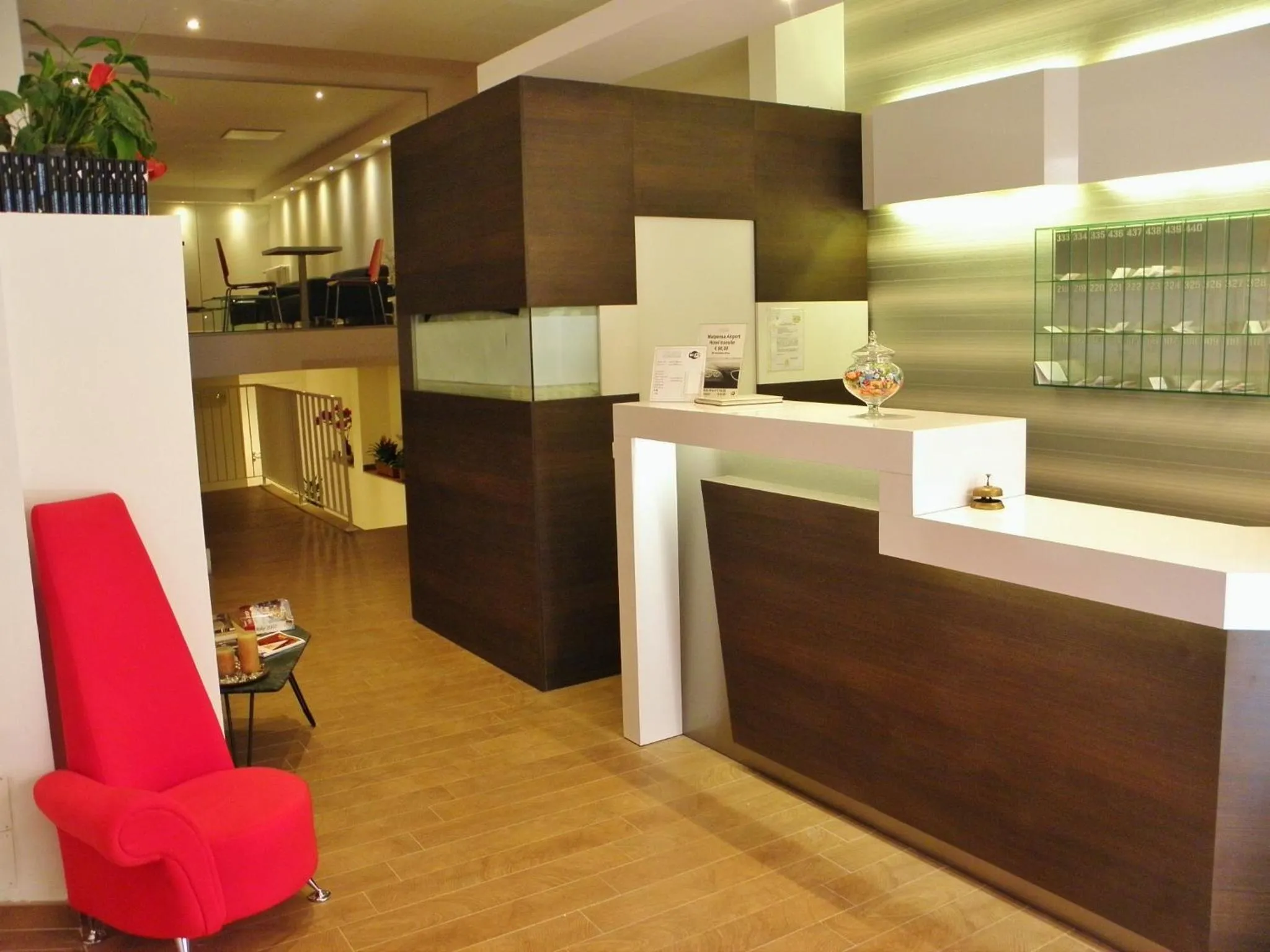 Lobby or reception in Genius Hotel Downtown