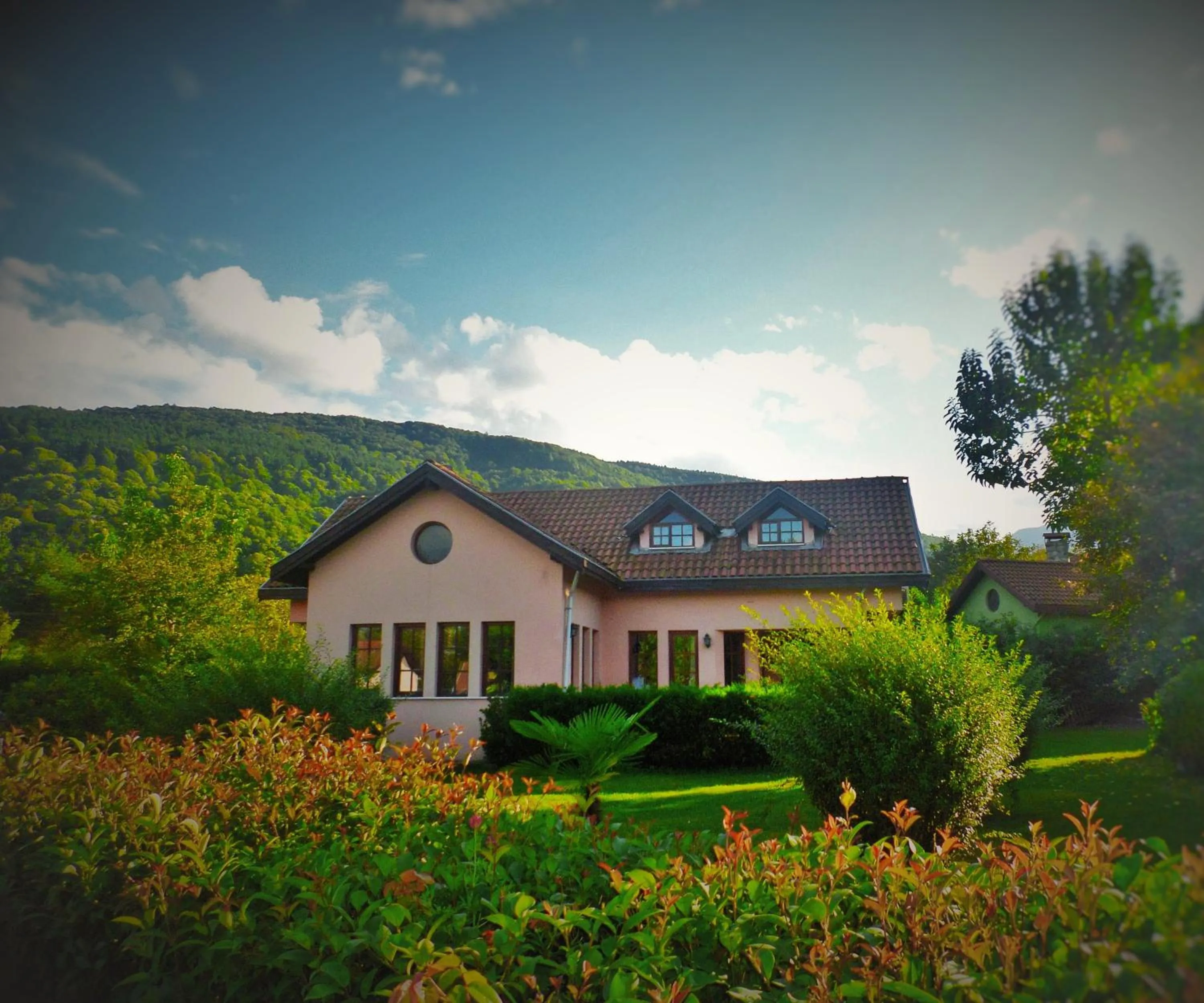 Spring in Villa Kirkpinar Sapanca