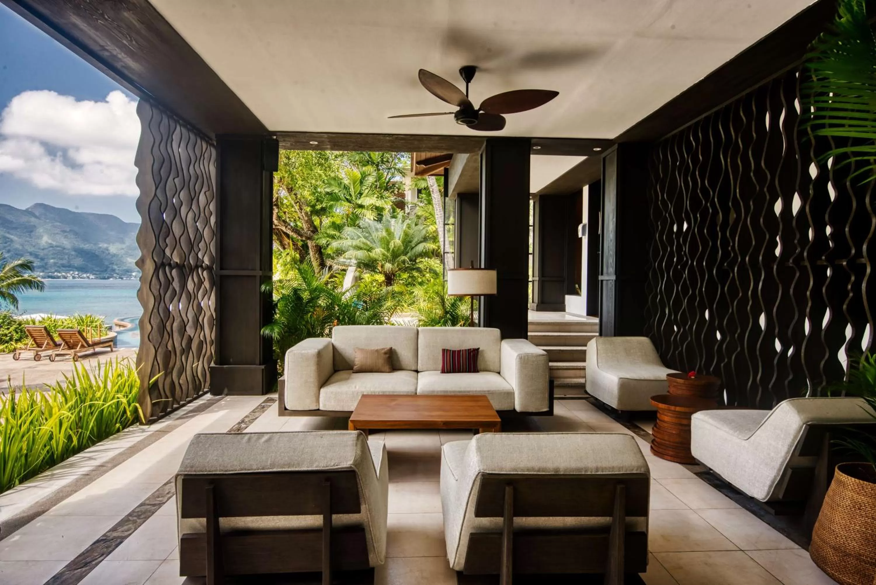 Lobby or reception in Hilton Seychelles Northolme Resort & Spa