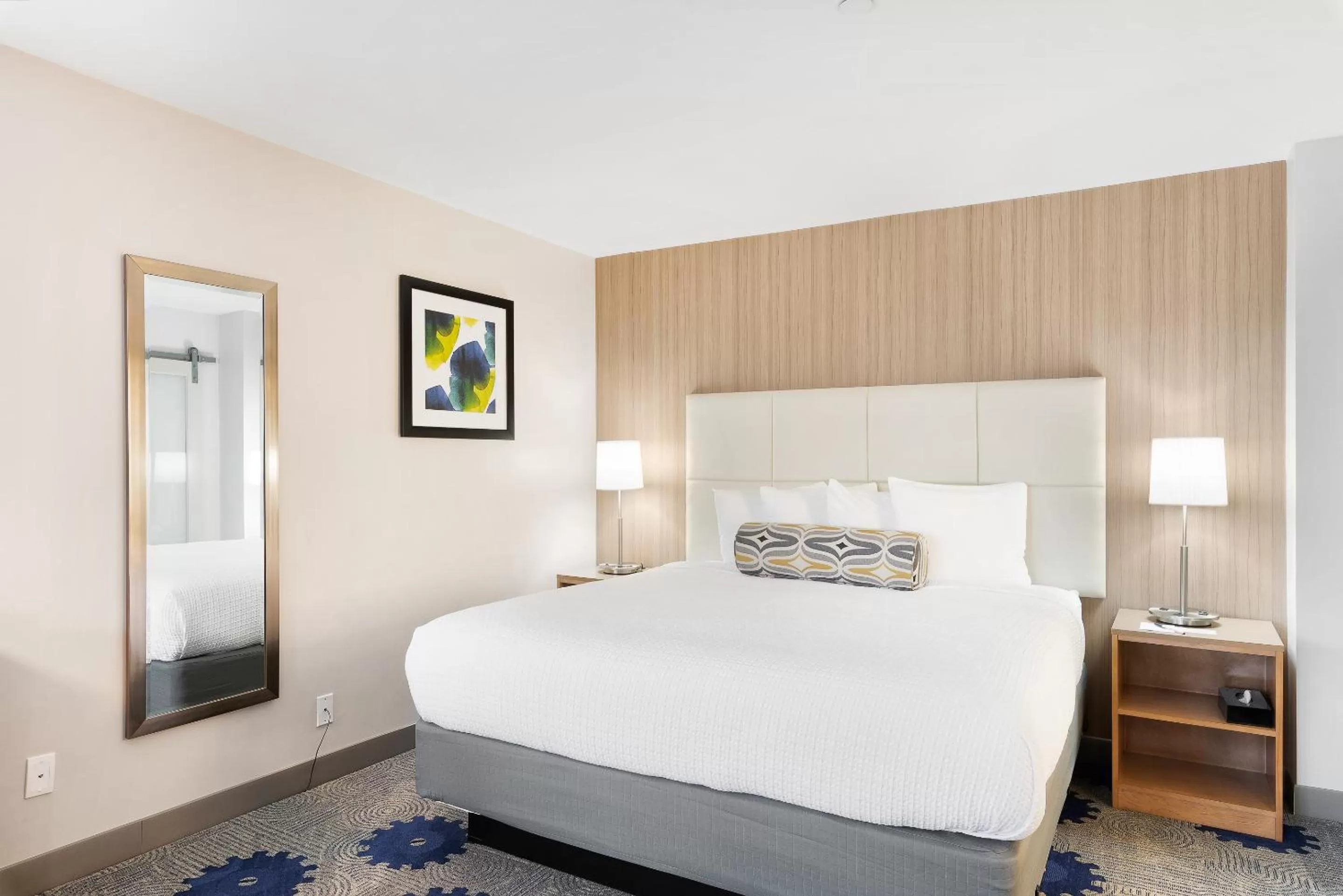 Bed in Best Western Red Coach Inn