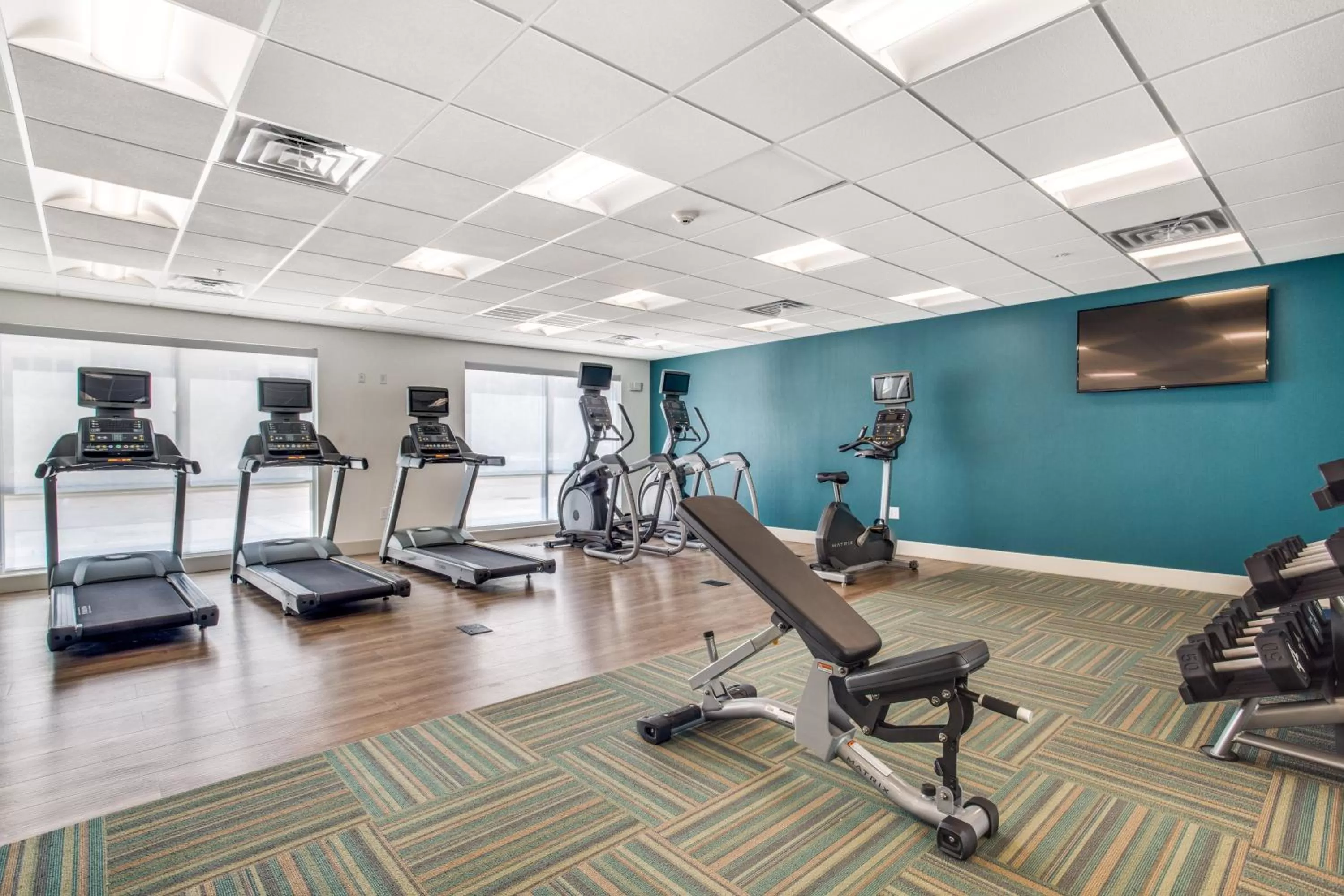 Fitness centre/facilities in Holiday Inn Express & Suites - Denton South by IHG
