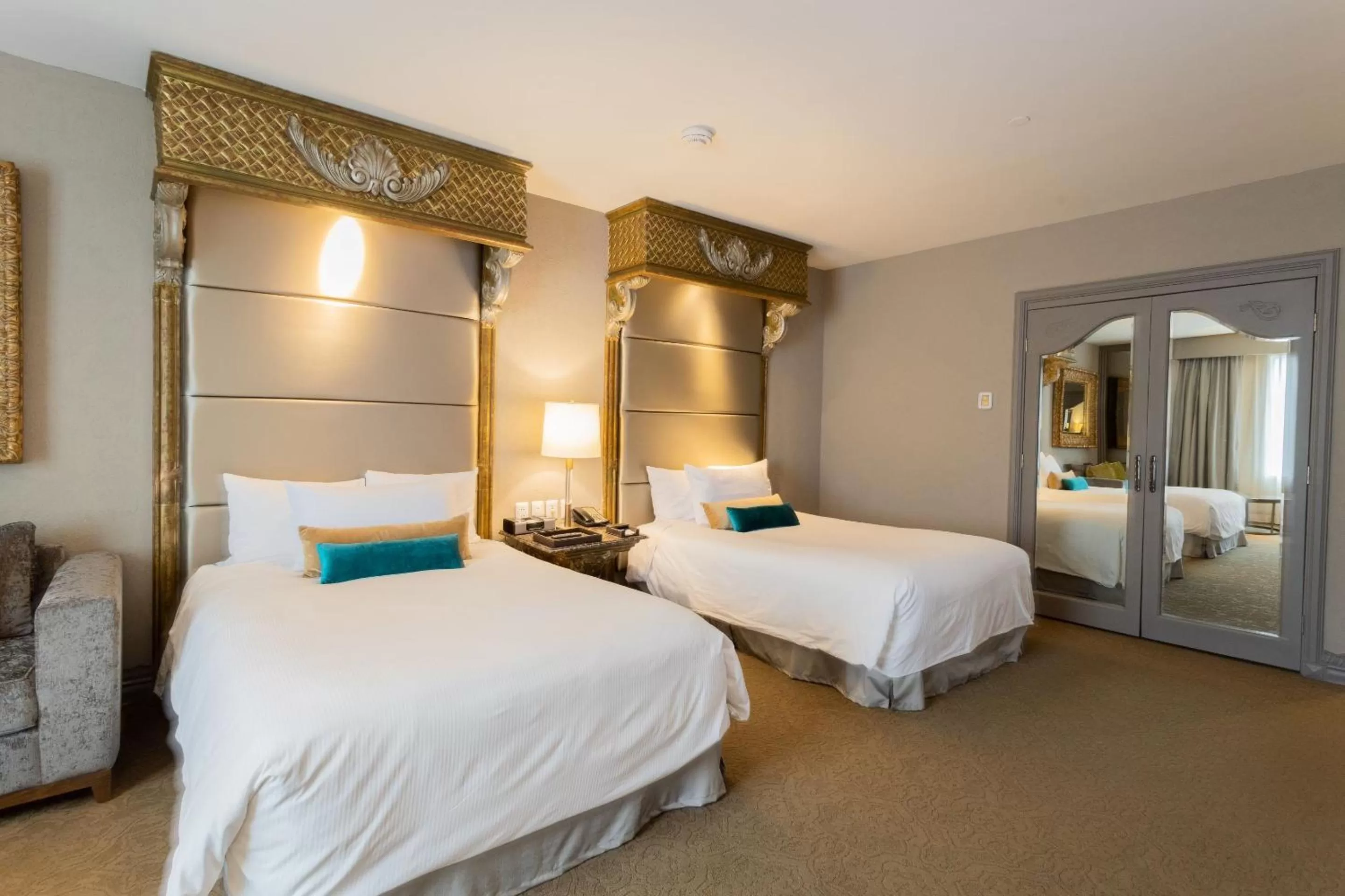 Bedroom, Bed in Quinta Real Monterrey