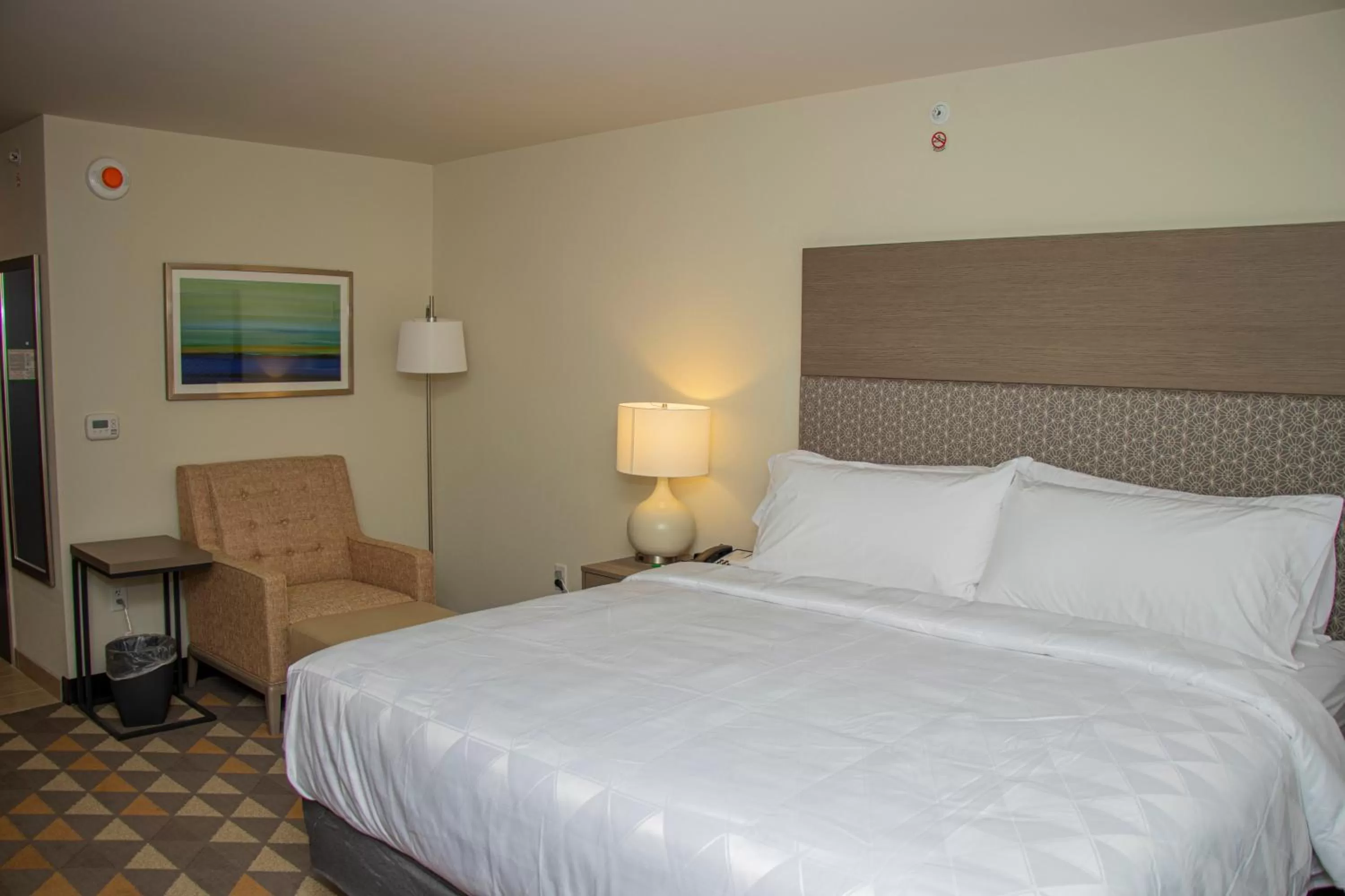 King Room - Mobility Access/Roll in Shower - Non-Smoking in Holiday Inn - Kansas City - Northeast, an IHG Hotel
