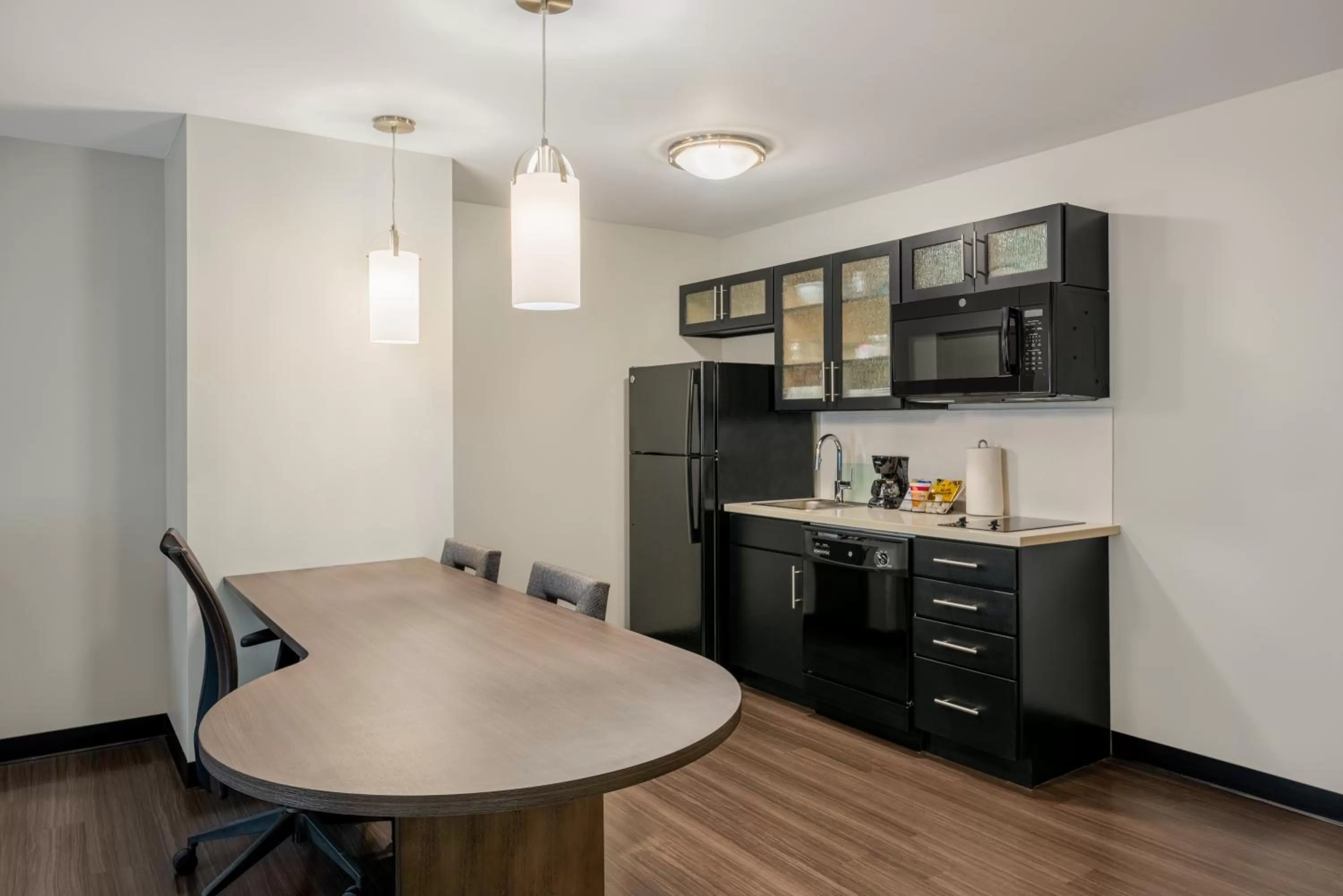 Photo of the whole room in Candlewood Suites Cookeville by IHG