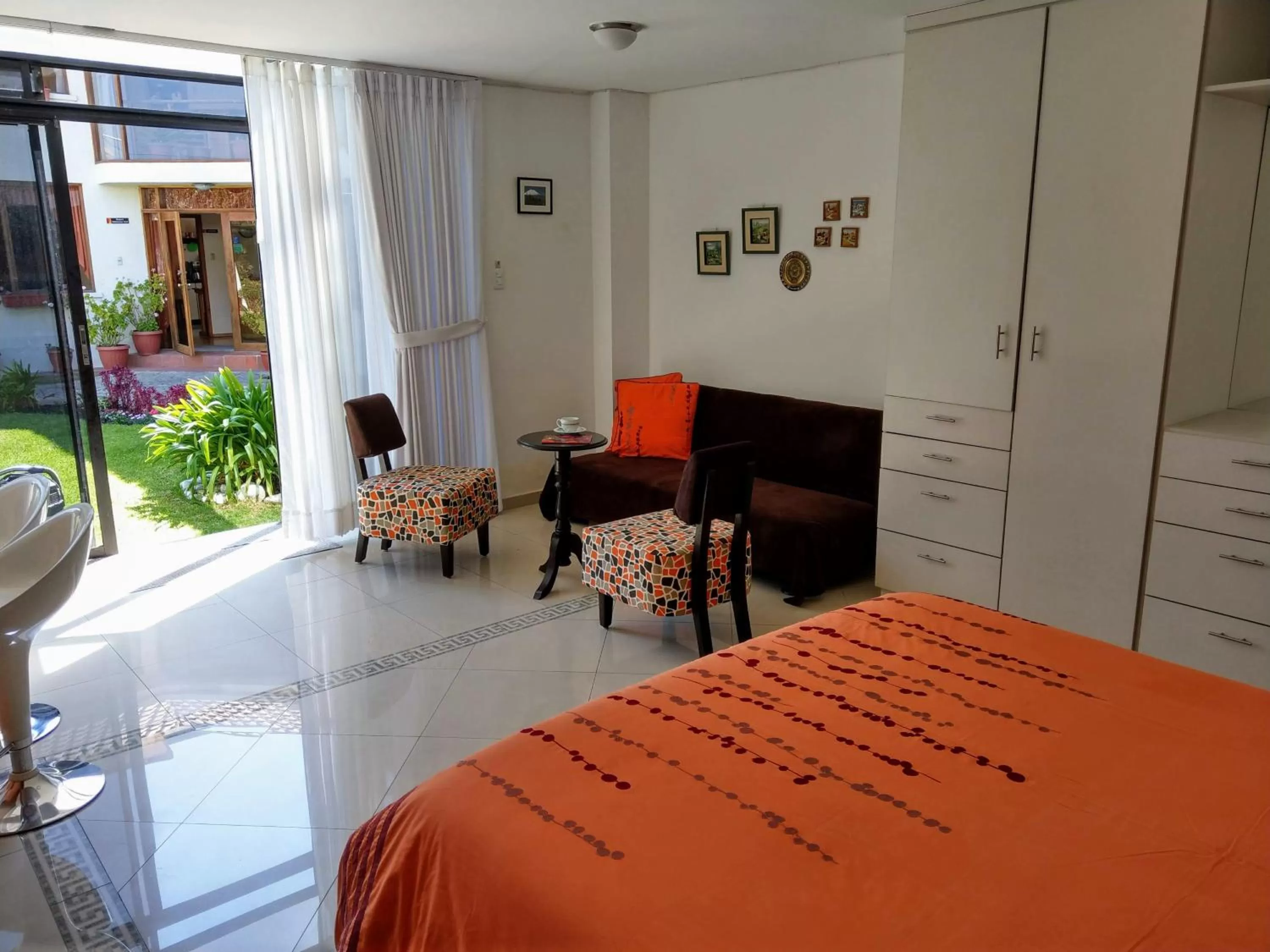 Seating area in Hotel Rincon Aleman