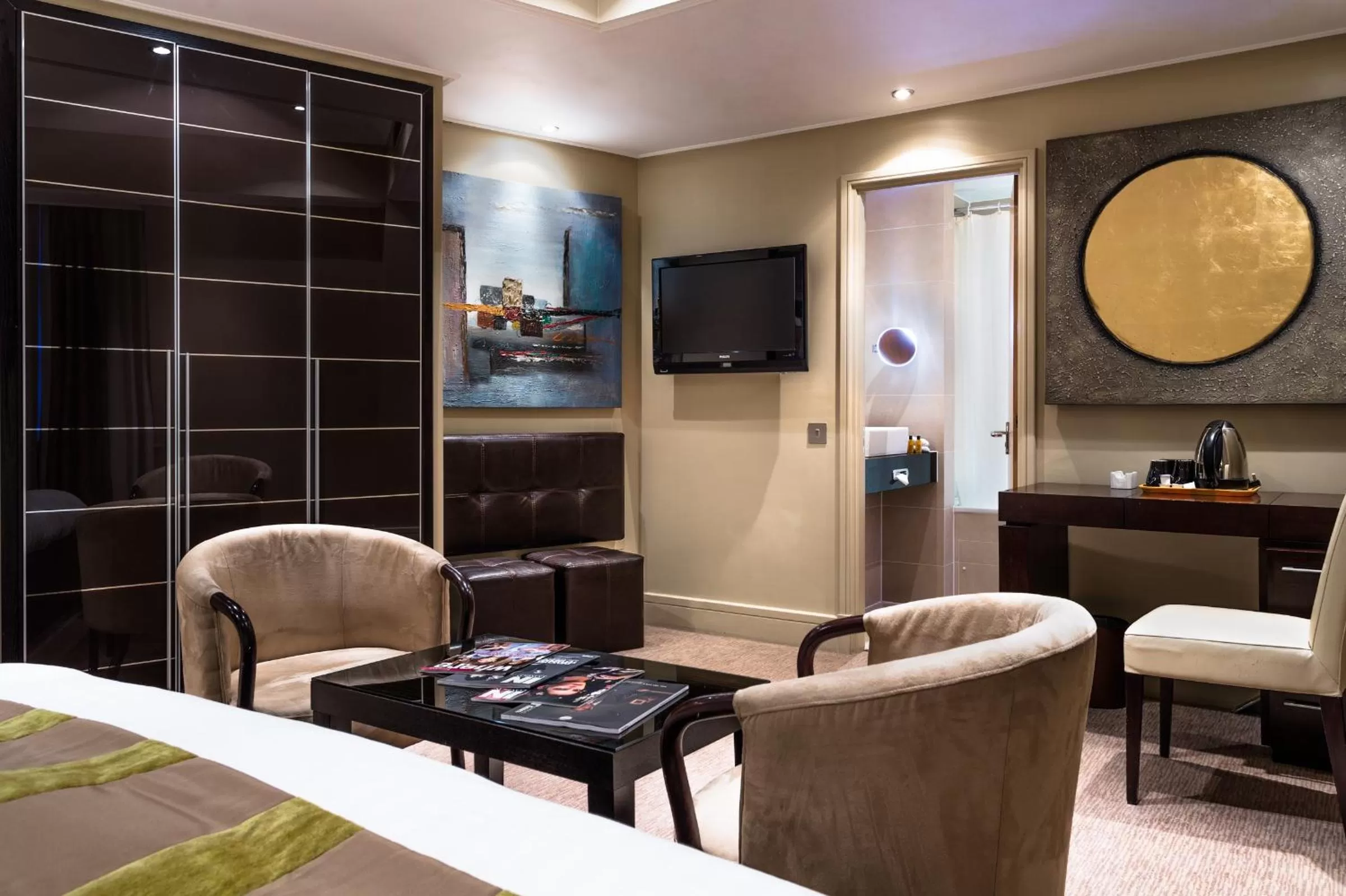 Seating area in Washington Mayfair Hotel