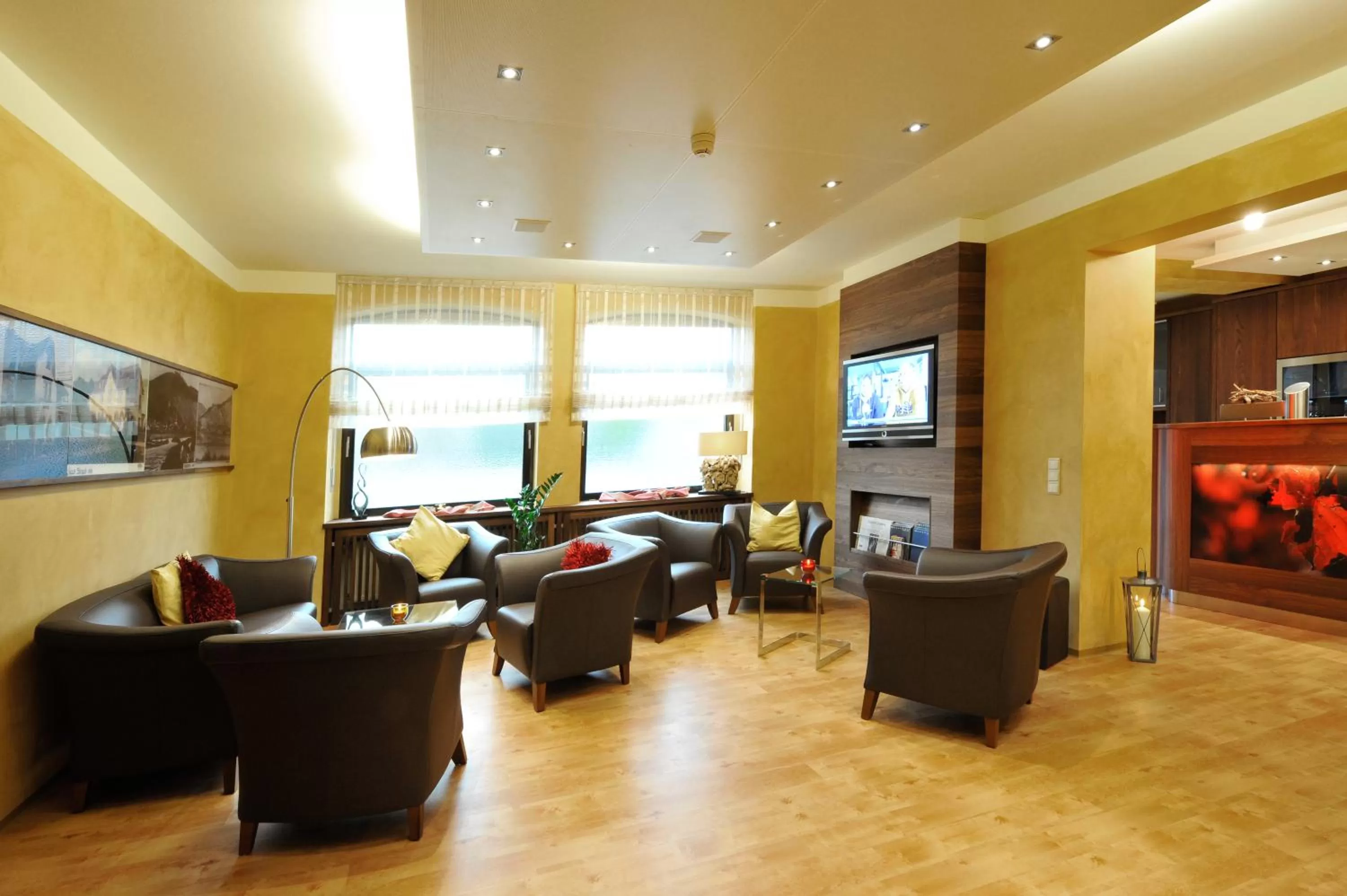 Lobby or reception in Hotel Straubs Schöne Aussicht