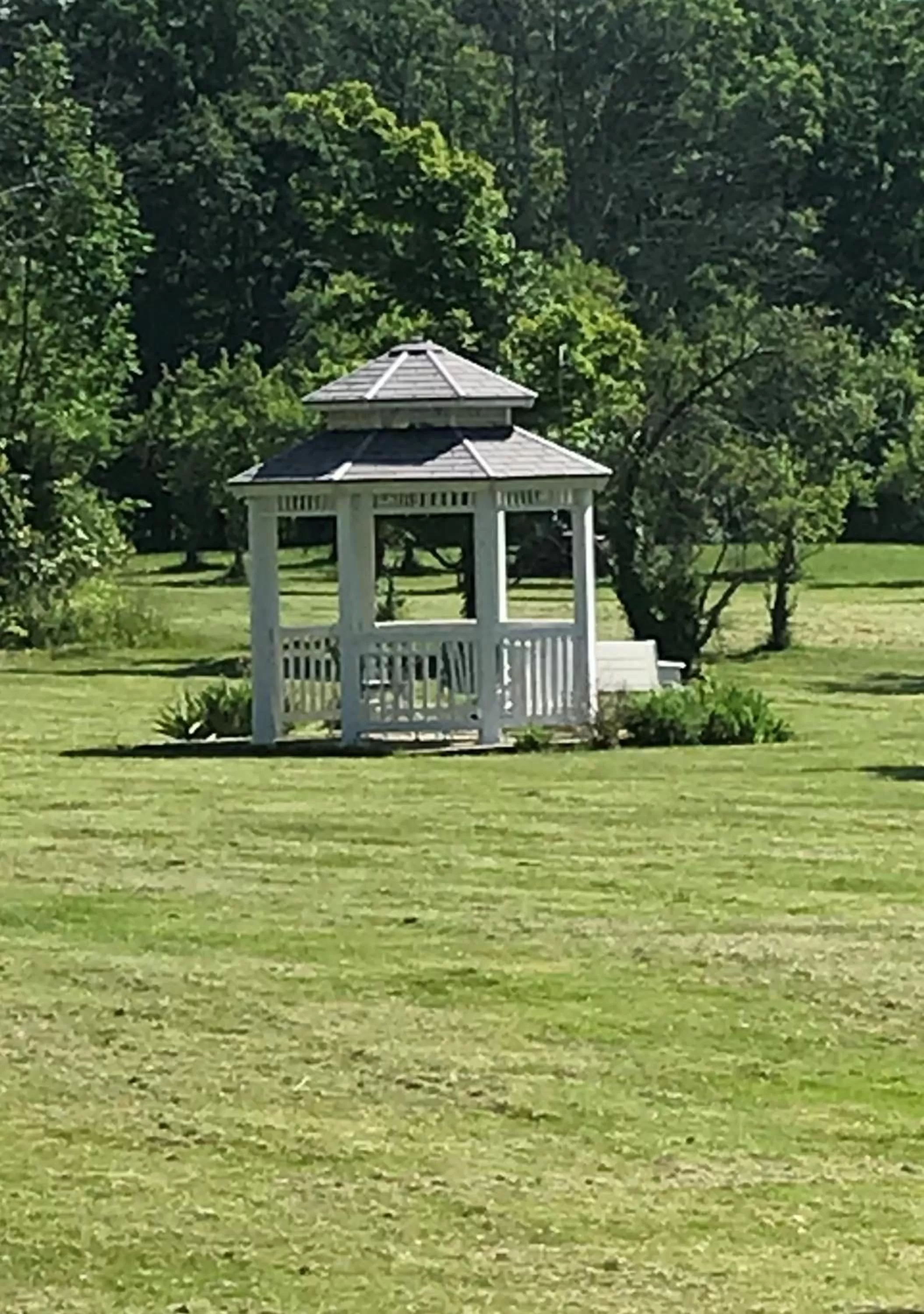 Property Building in Martha's Vineyard B & B