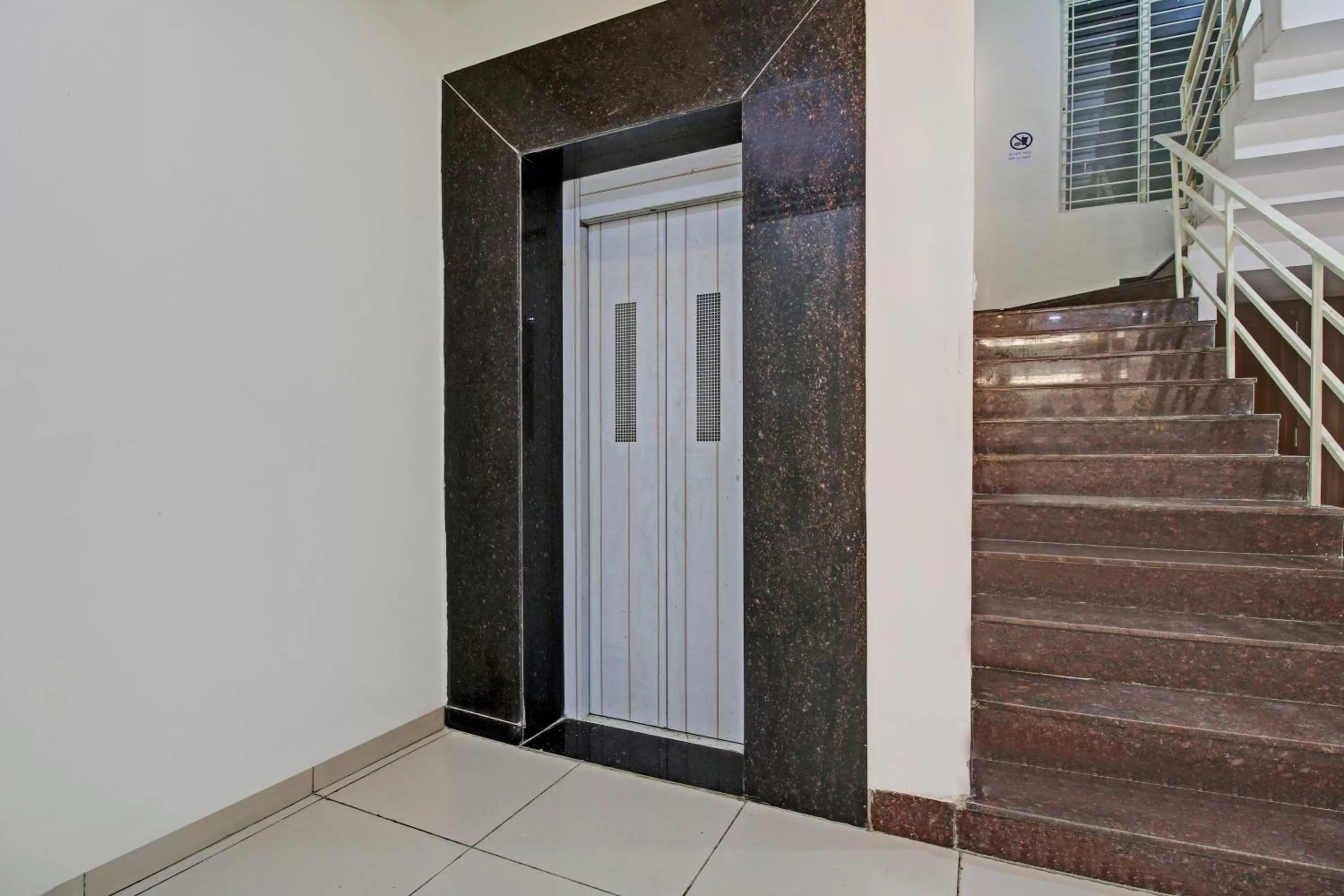 elevator in Treebo Krishna Regency ISBT Bus Stop