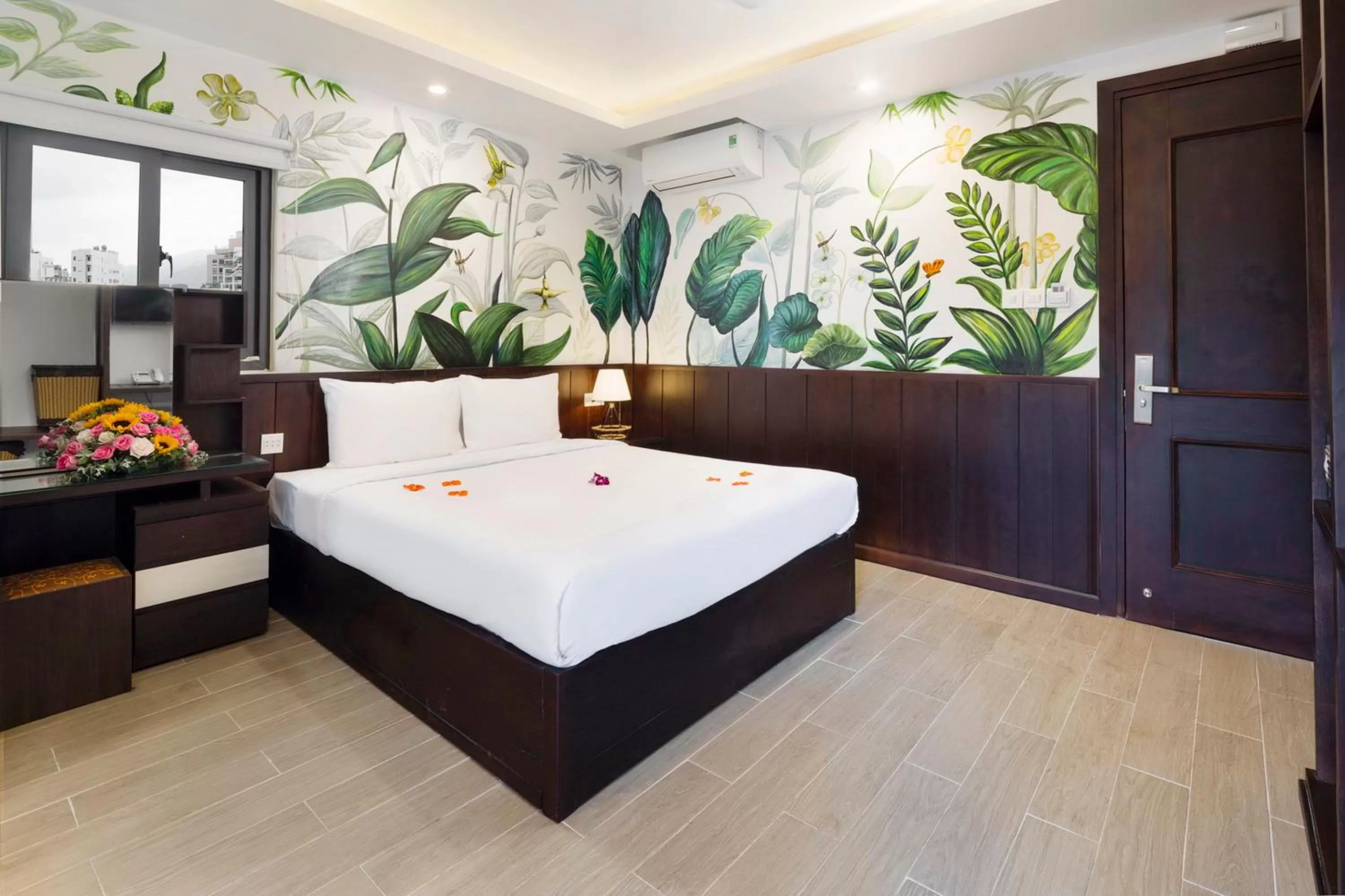 Bedroom, Bed in Azura Gold Hotel & Apartment