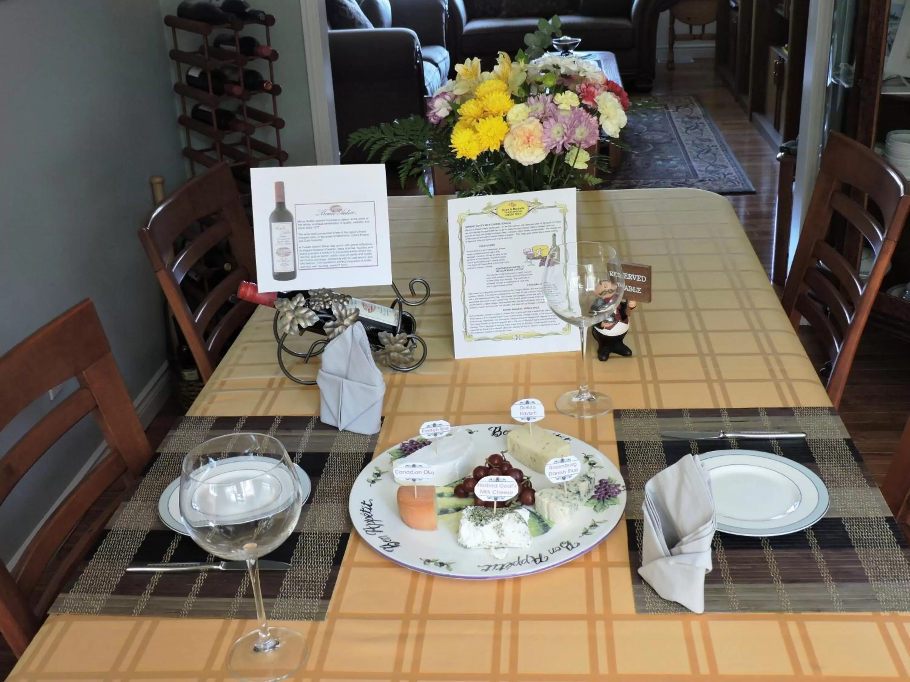 Food and drinks in Tucked Inn the Harbour B&B