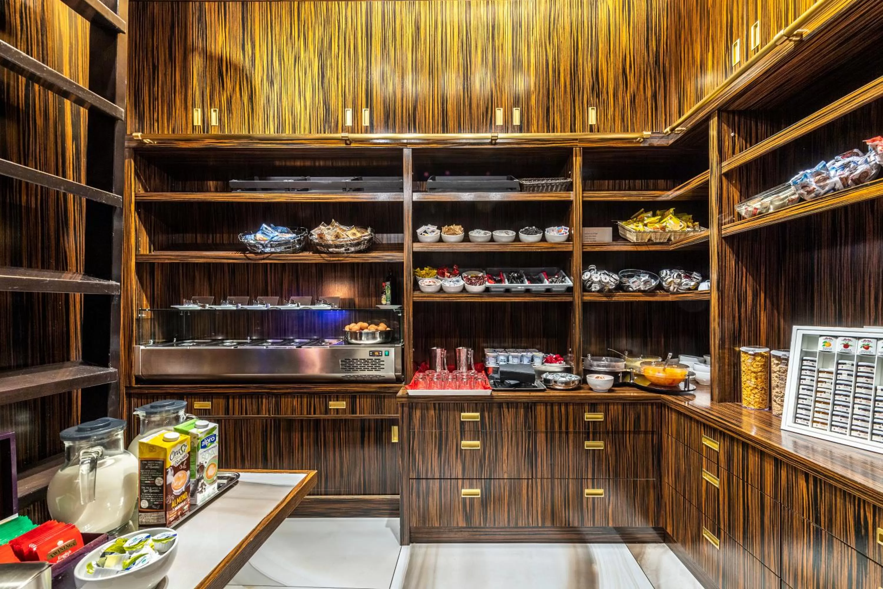 Breakfast in Hotel Abbazia