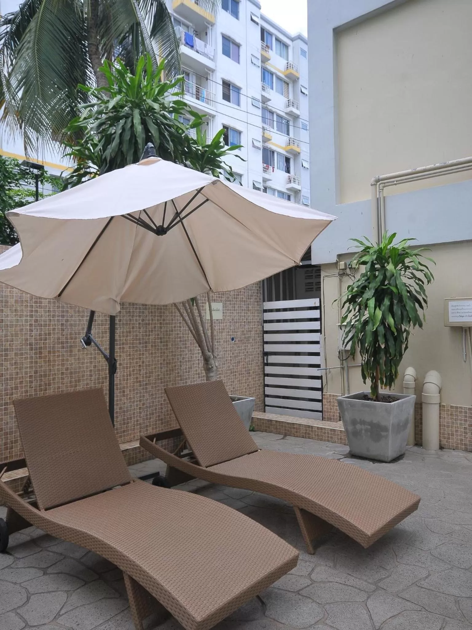 Swimming pool in P Park Residence Charansanitwong