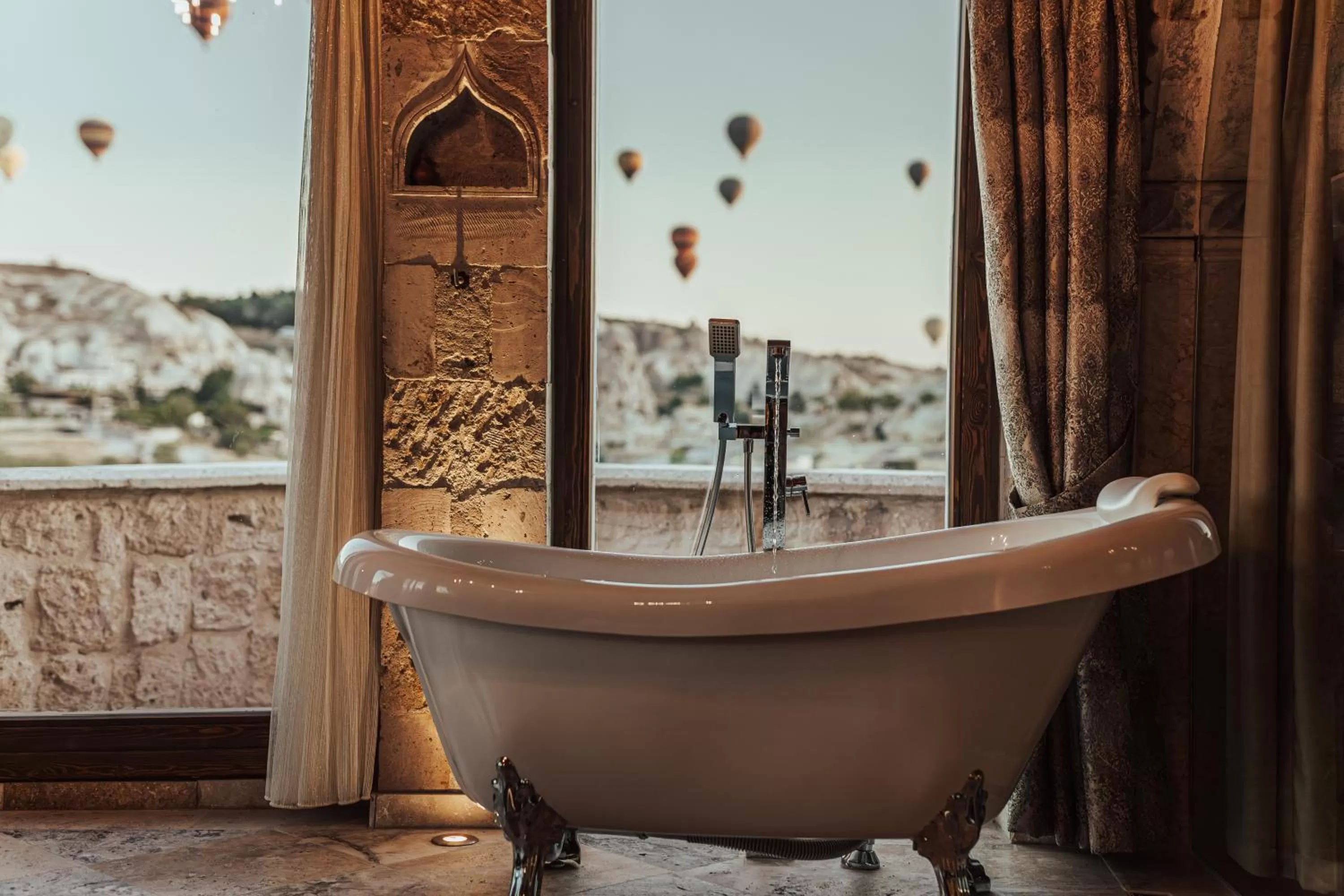 Balcony/Terrace in Şah Saray Cave Suites Halal Hotel