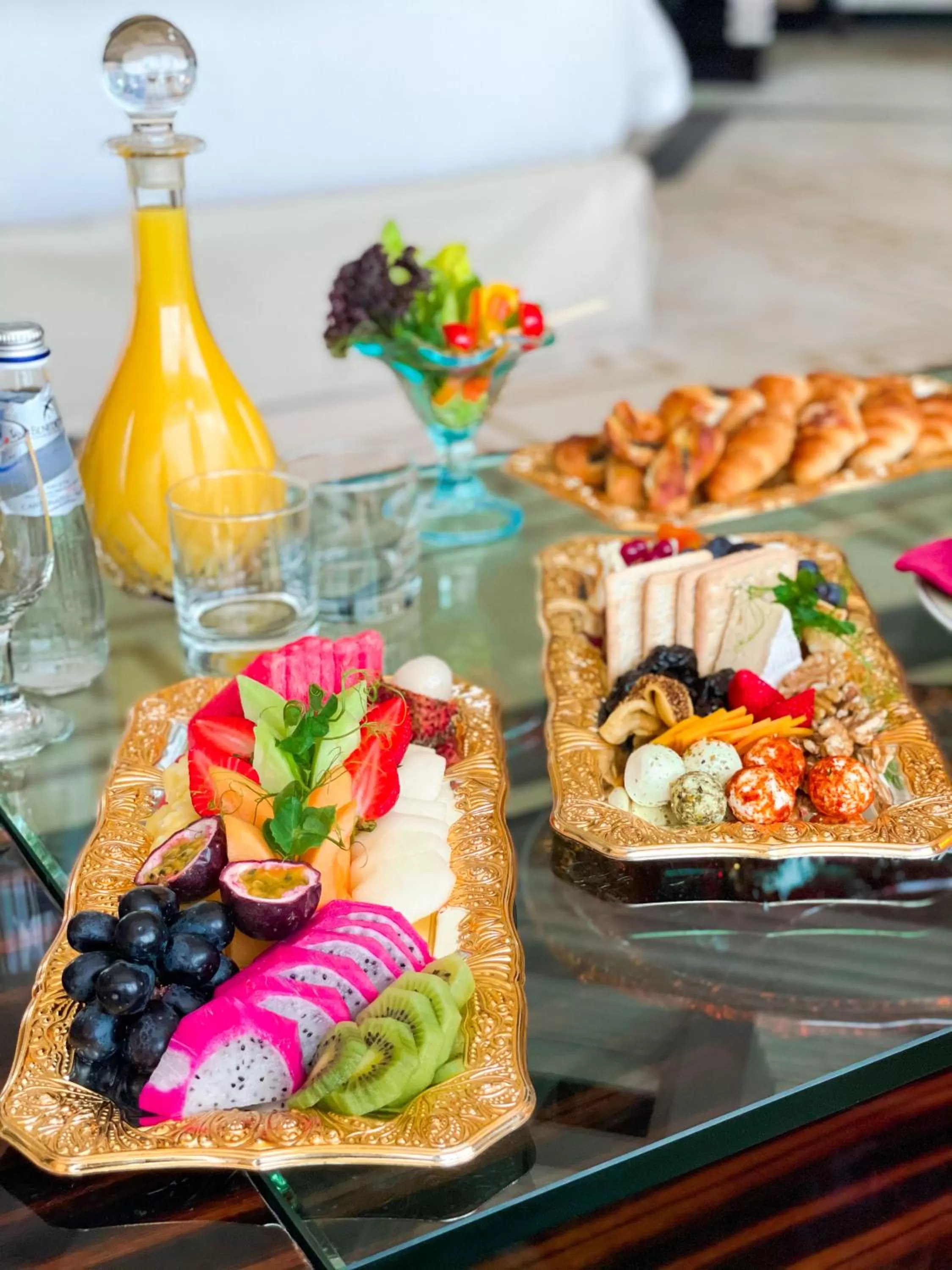 Food in Mövenpick Grand Al Bustan