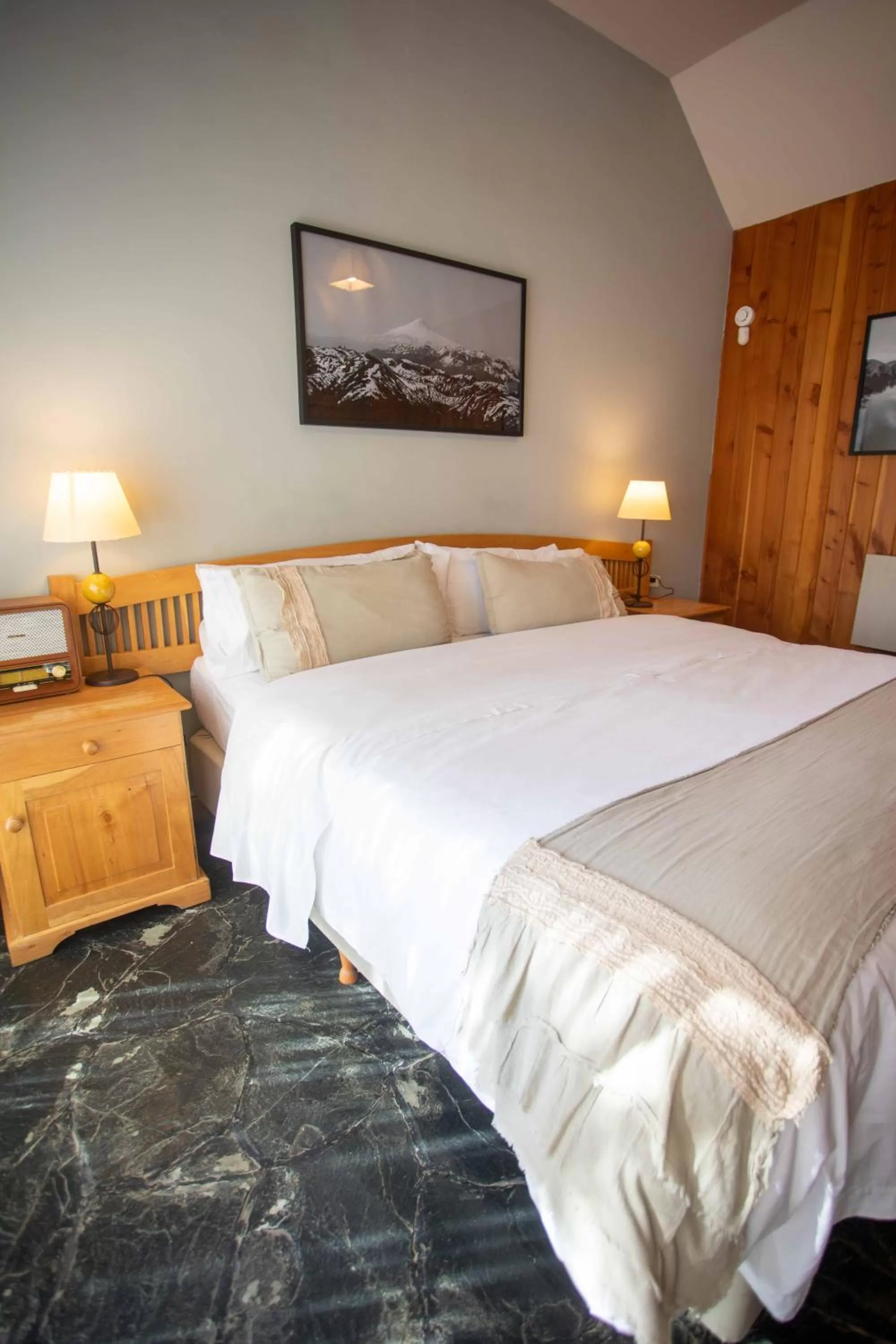 Bed in Arrayan Lake View Mountain Lodge & Casa De Te Arrayan