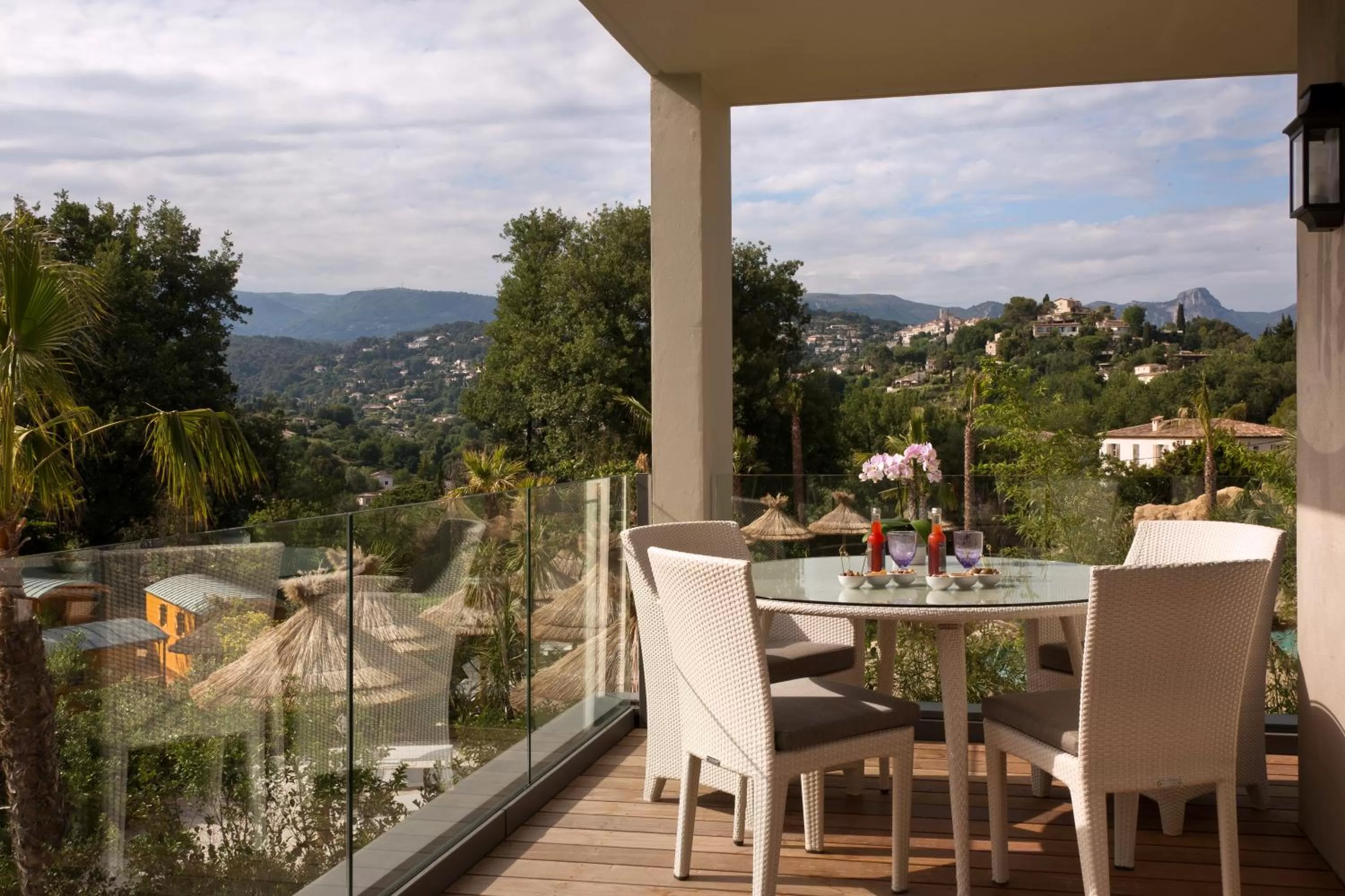 Garden view in Domaine du Mas De Pierre