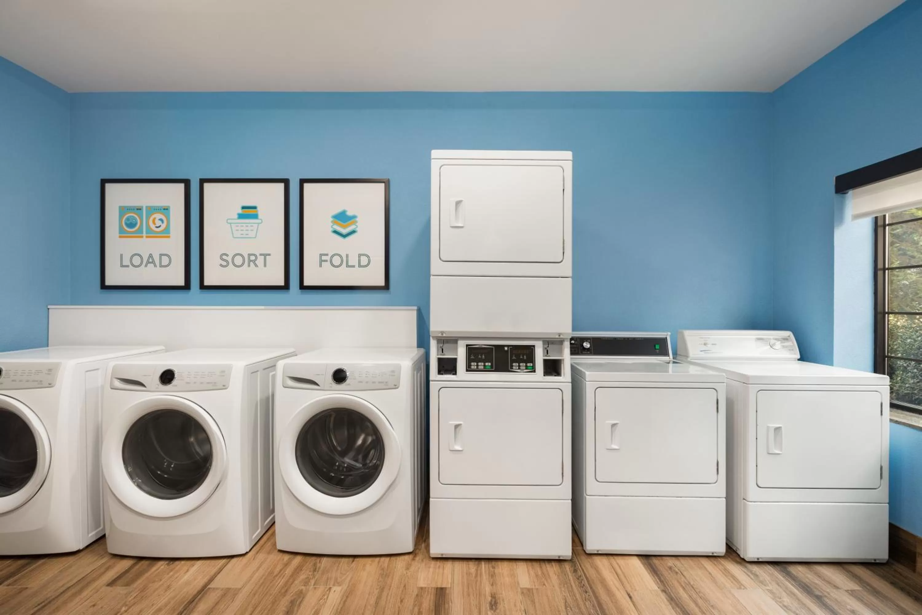 laundry in Staybridge Suites Quantico-Stafford by IHG