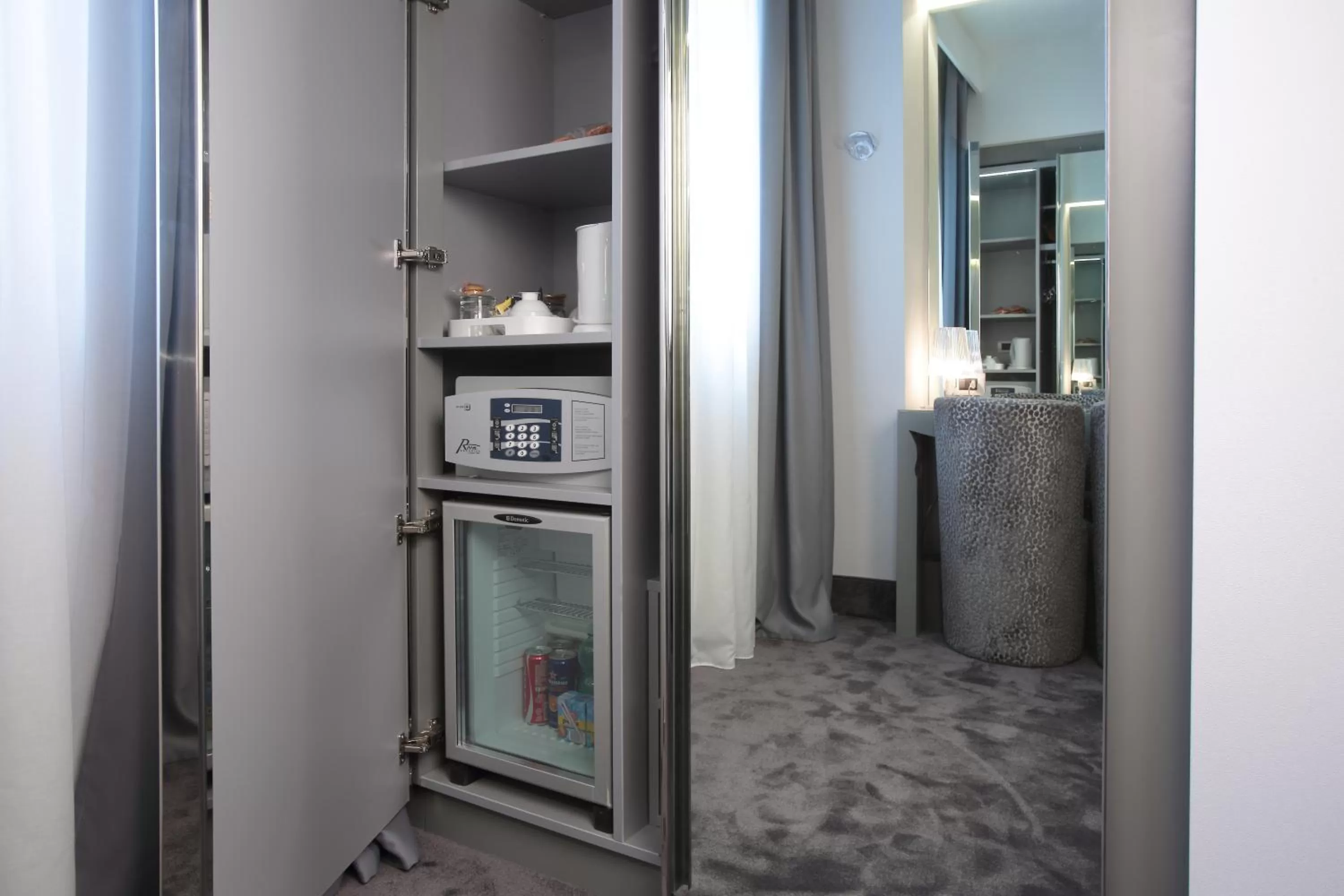 Decorative detail in Hotel Berna