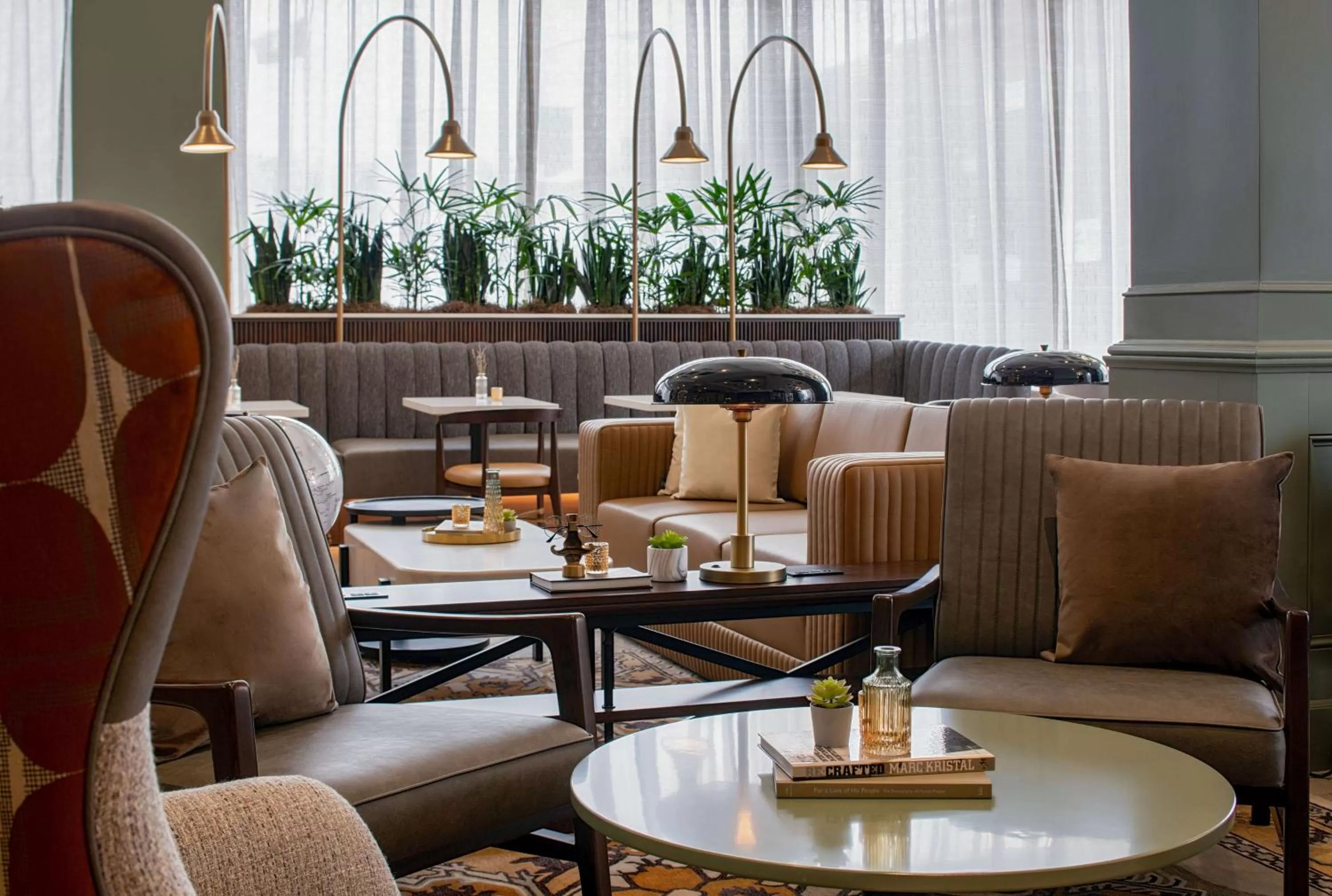 Restaurant/places to eat in Hilton Richmond Downtown