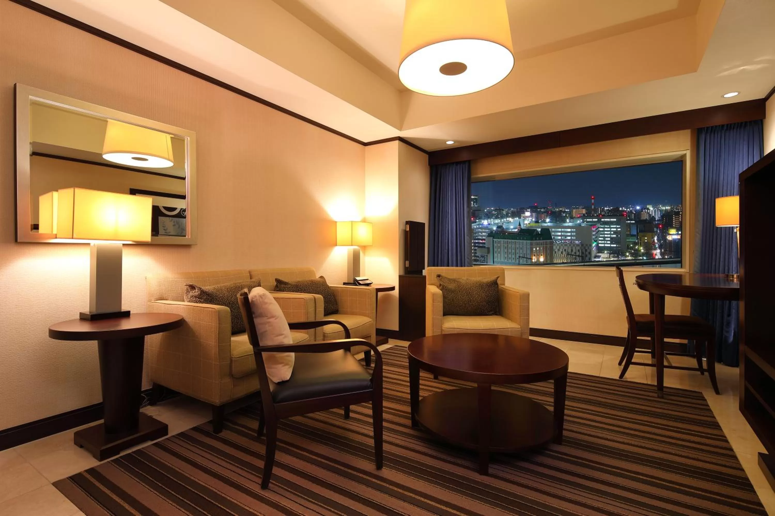 Living room in ANA Crowne Plaza Okayama by IHG