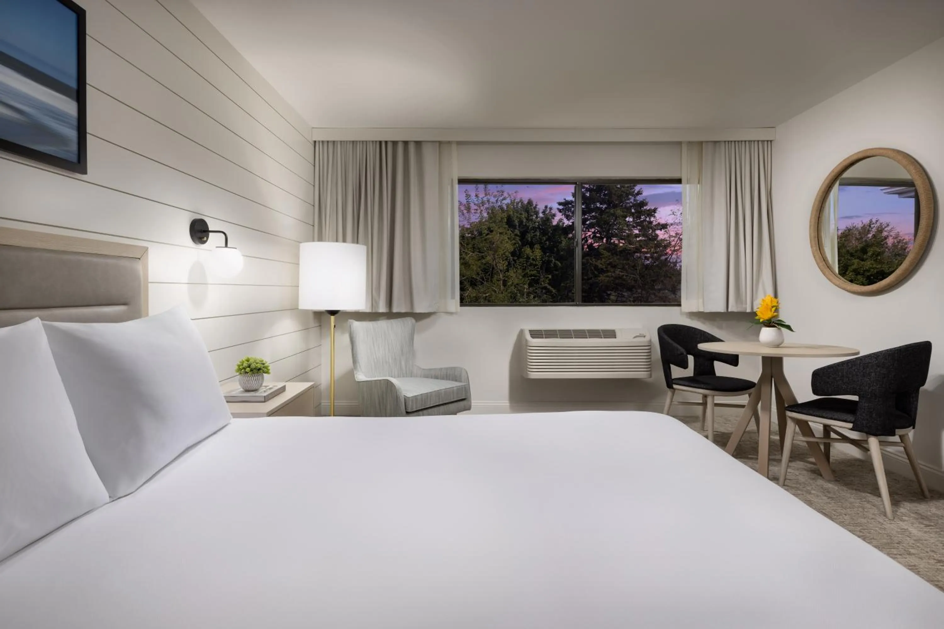 Photo of the whole room, Bed in The Pell, Part of JdV by Hyatt