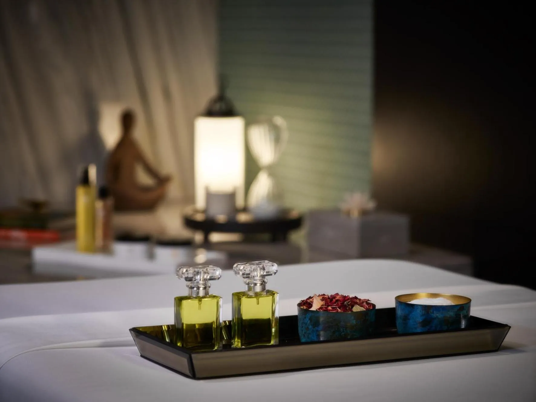 Massage in Rosewood Bangkok