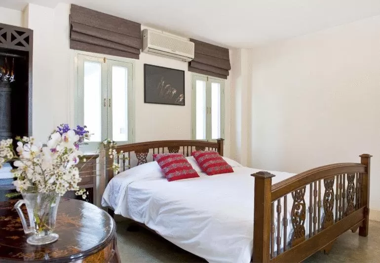 Bed in Villa Duangchampa