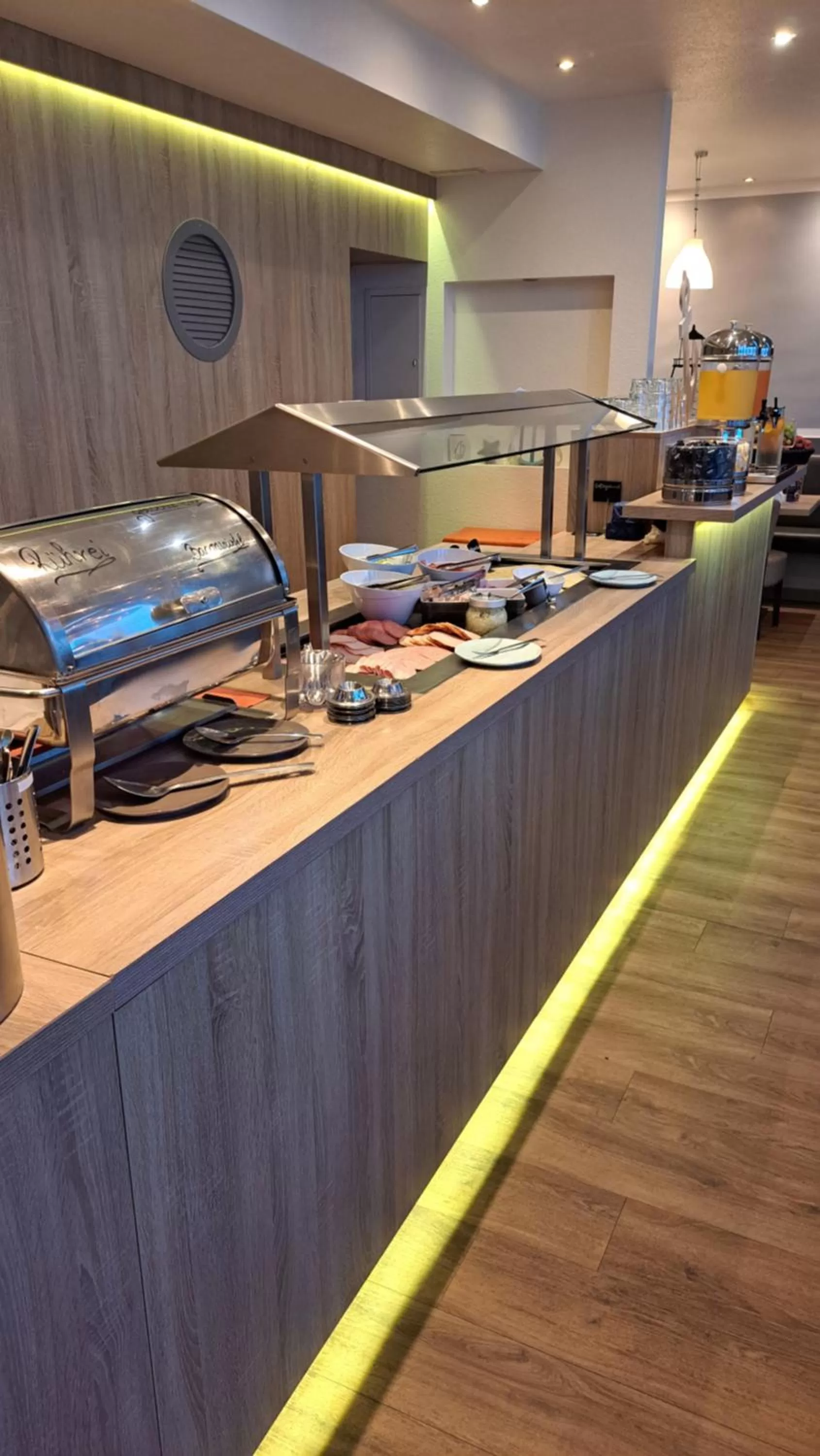 Buffet breakfast in Nordseehotel Wilhelmshaven