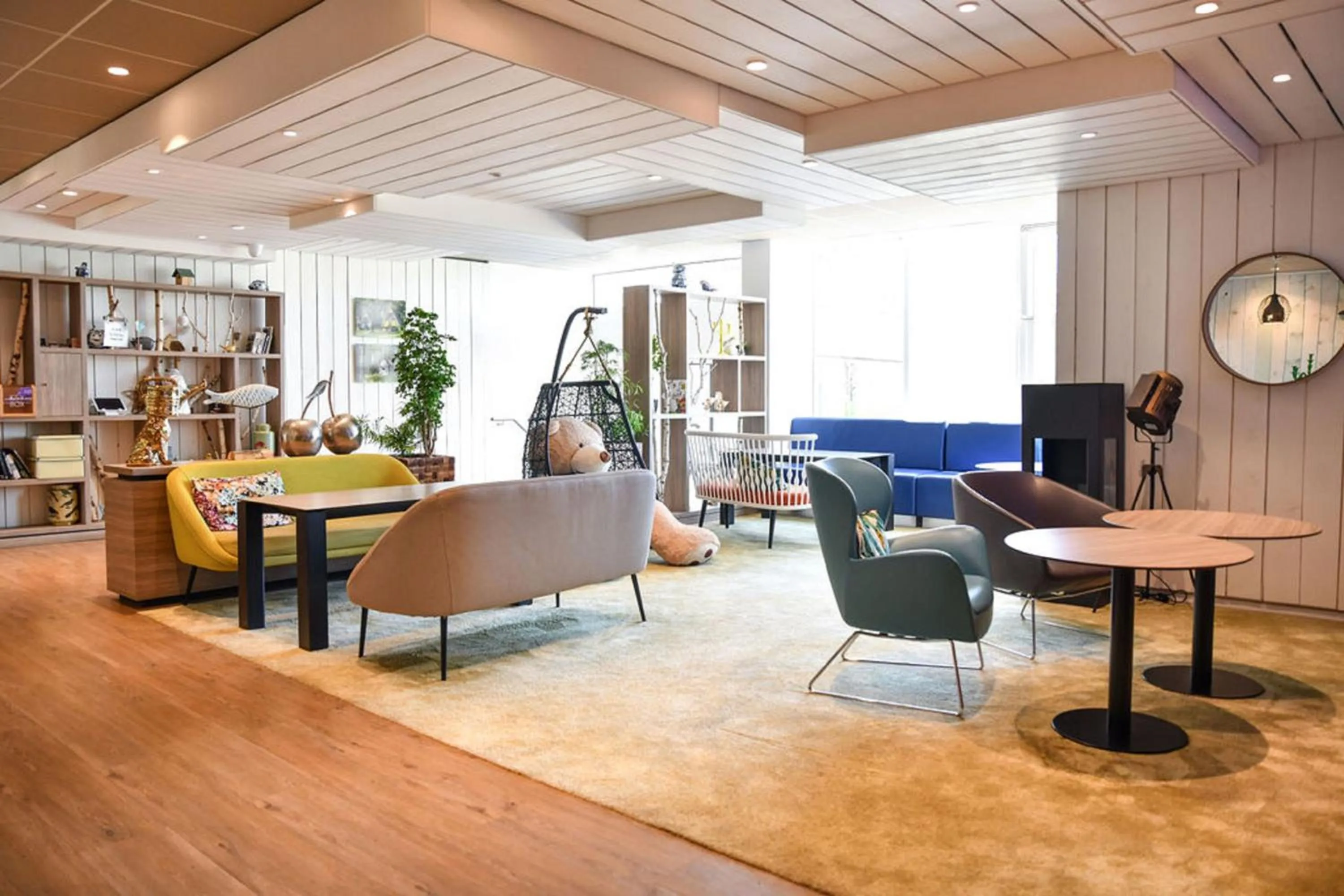 Lobby or reception in Novotel Paris Créteil Le Lac