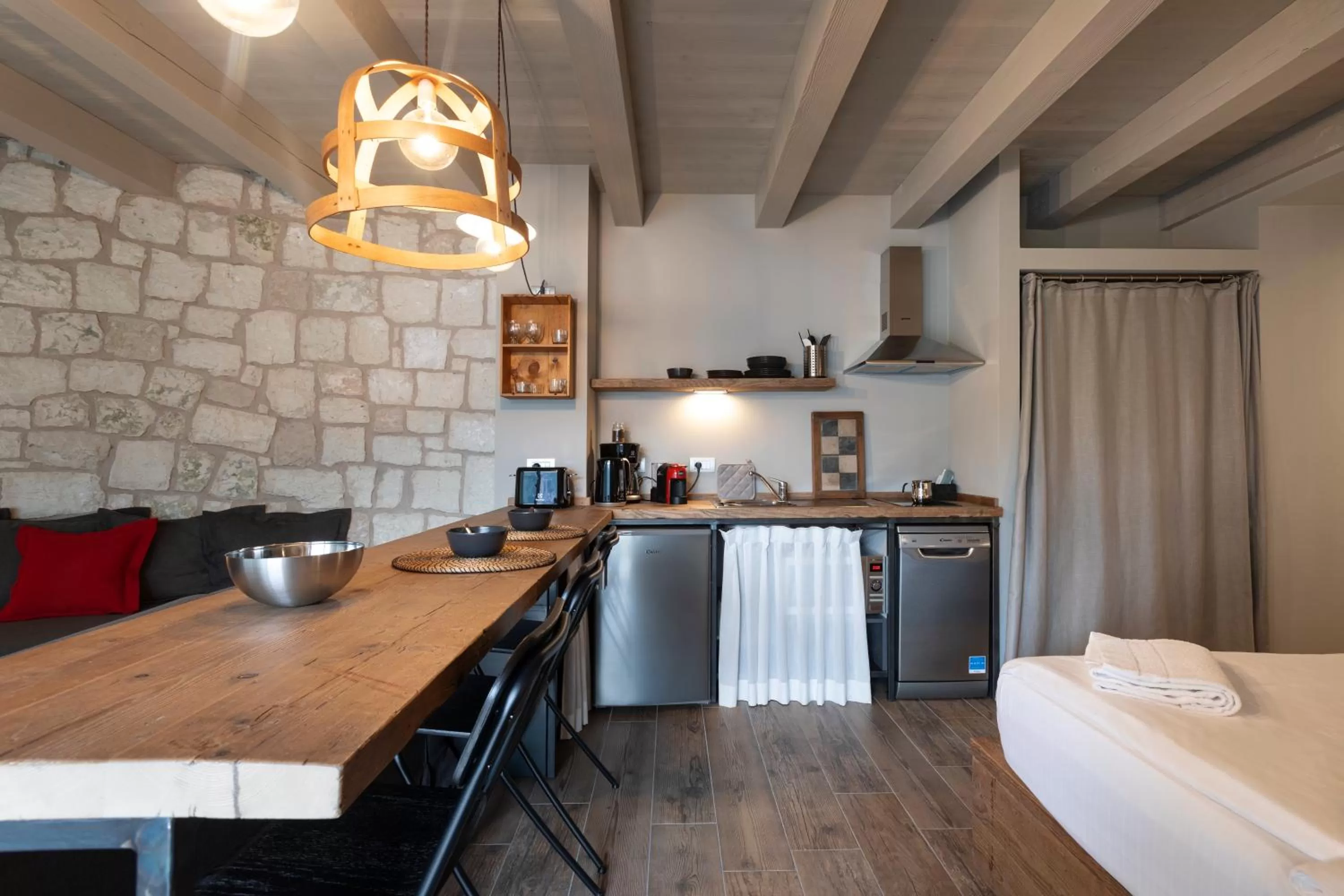 Kitchen or kitchenette in Sunset Residence