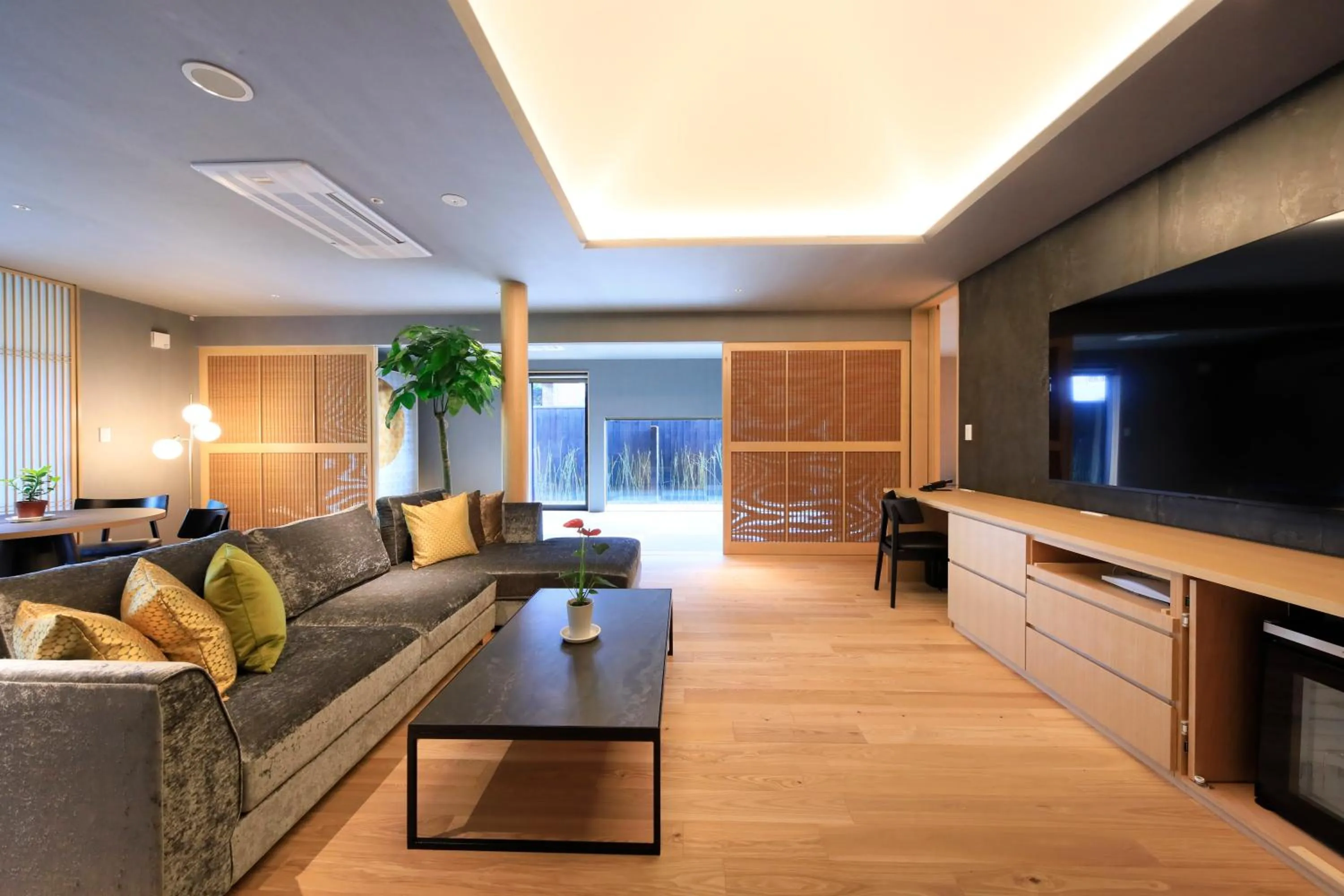 TV and multimedia in Fuji Onsenji Yumedono