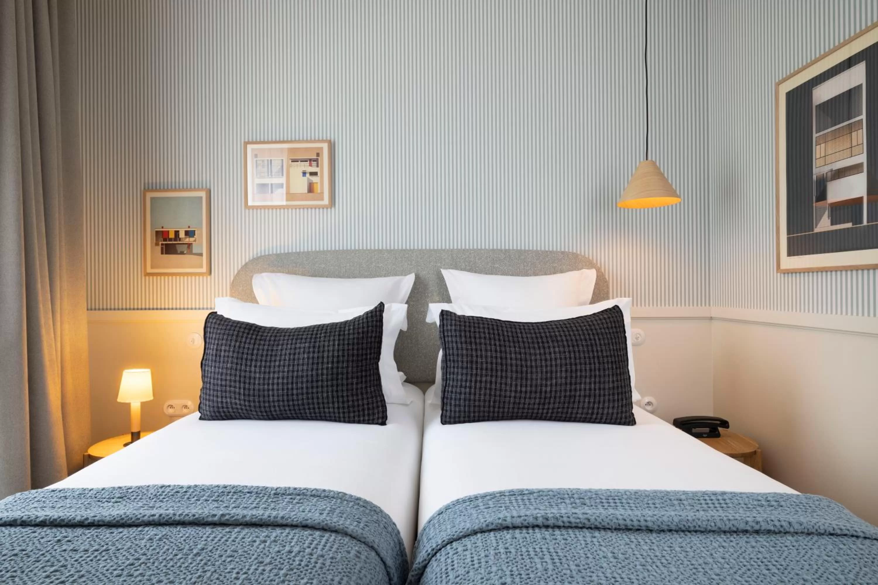 Property building, Bed in Le Petit Oberkampf Hotel & Spa