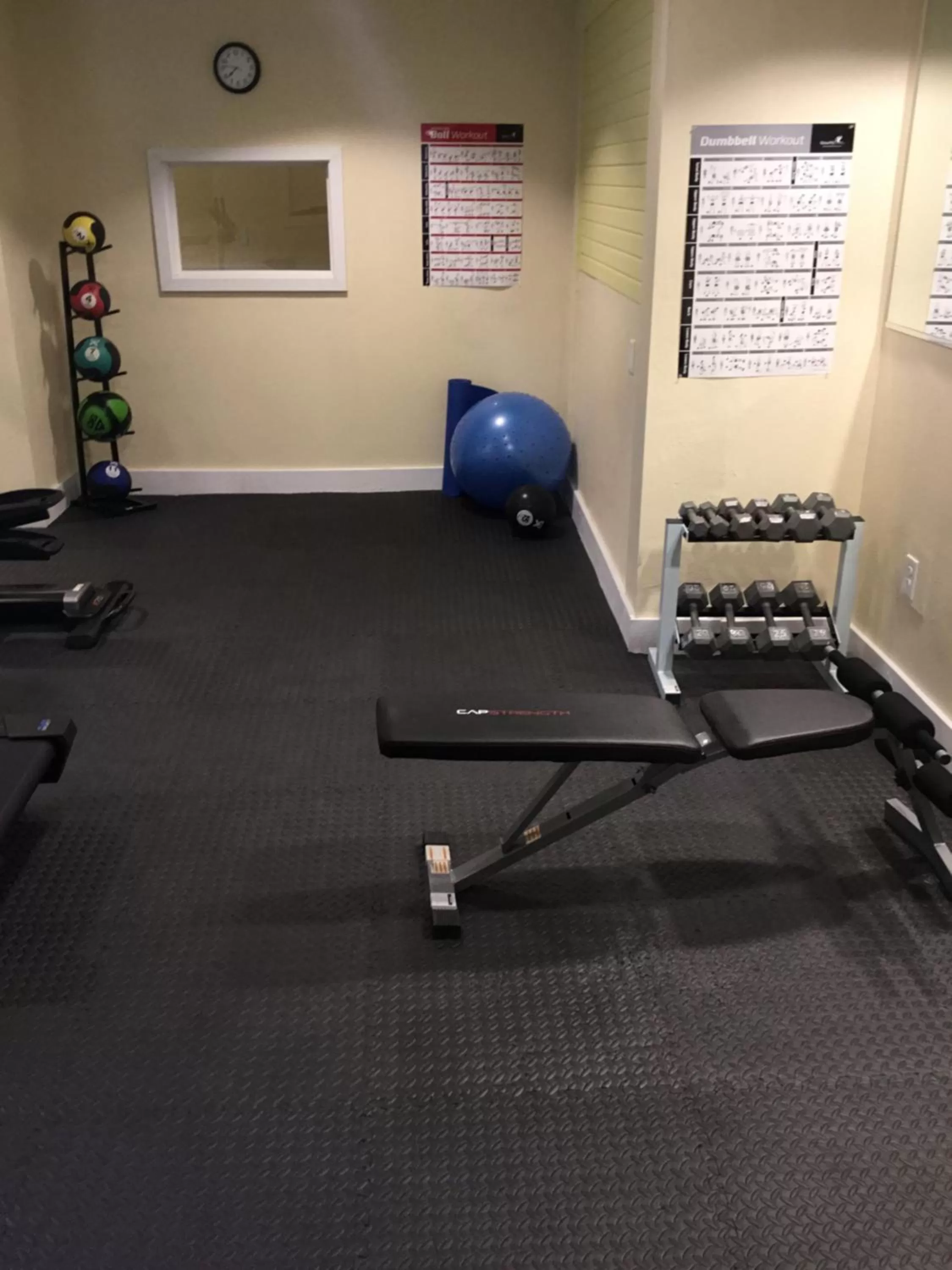 Days Inn & Suites by Wyndham Tallahassee Conf Center I-10