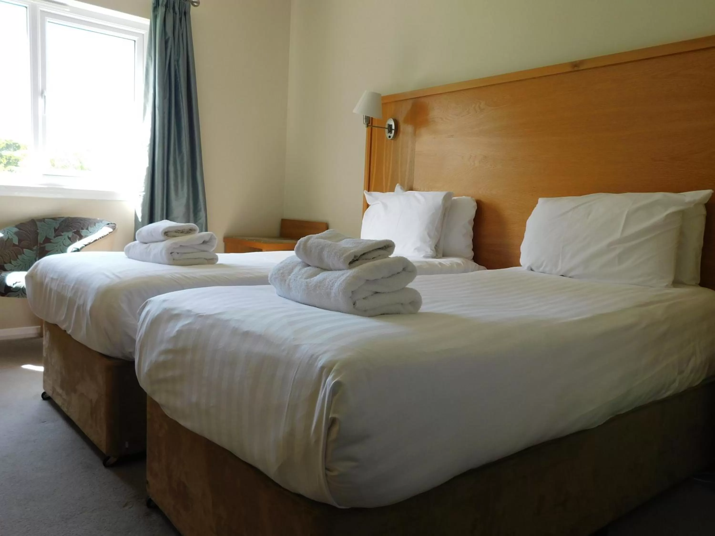 Basic Twin Room in Gretna Hall Hotel