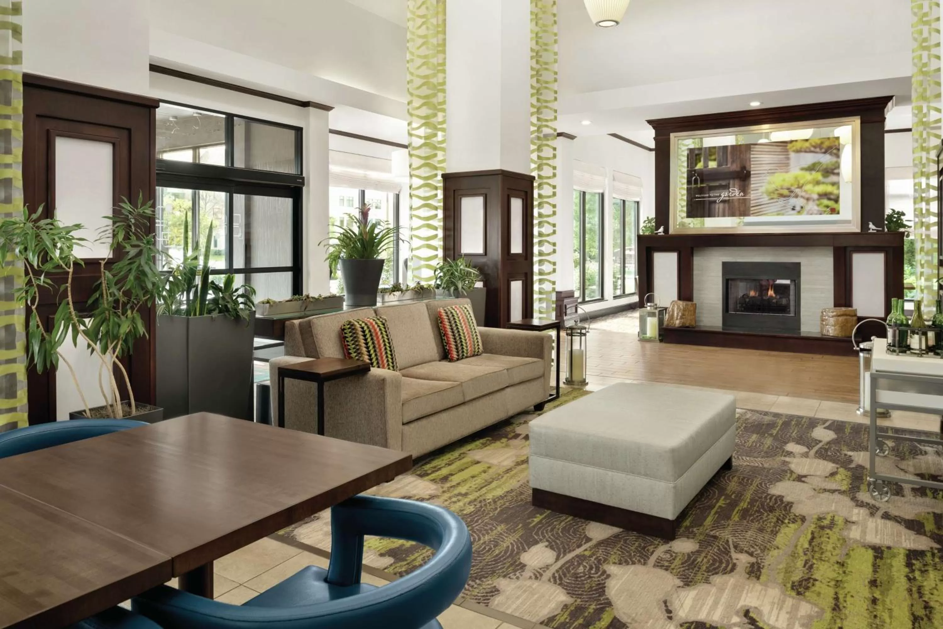 Lobby or reception in Hilton Garden Inn South Bend