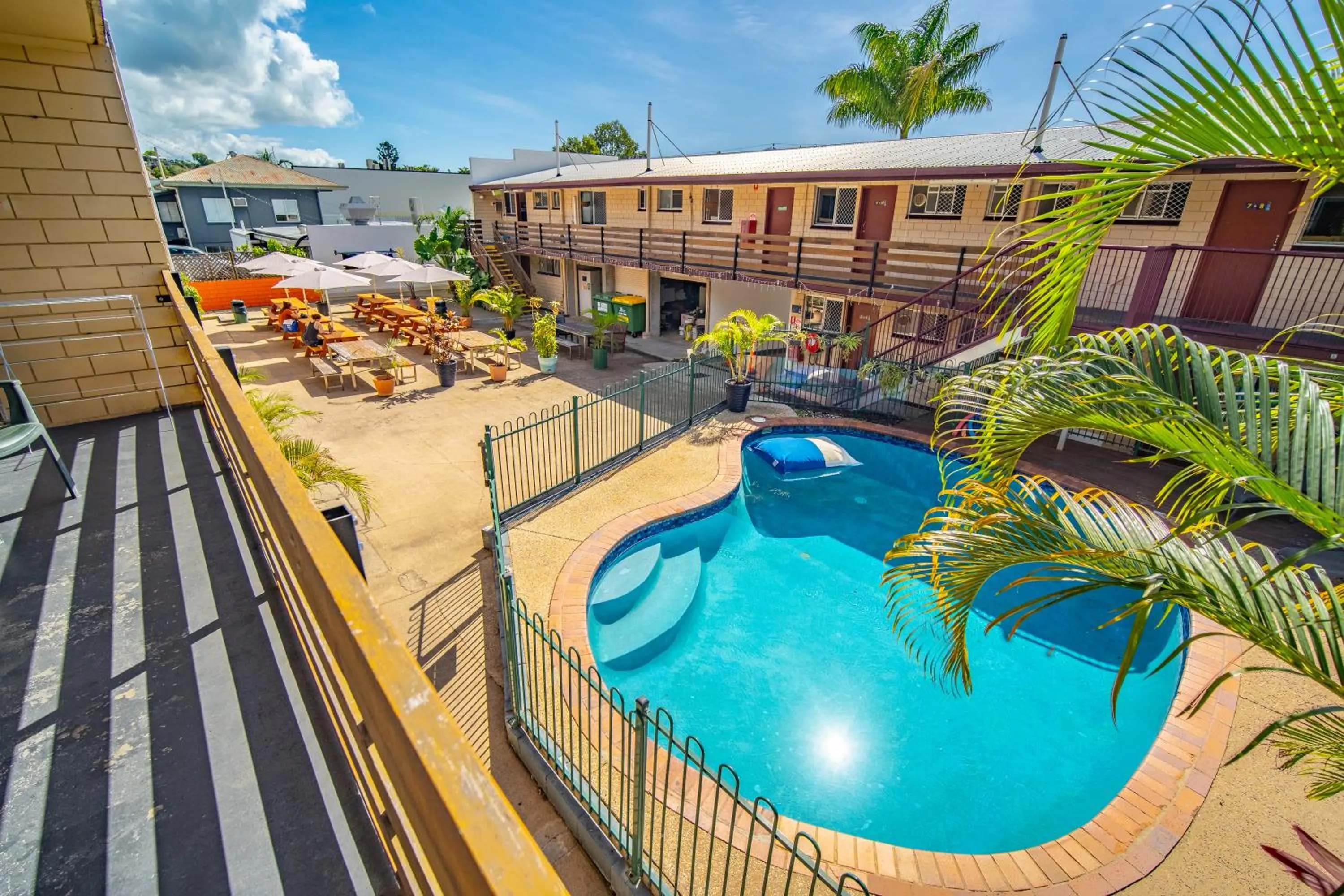 Swimming pool, Pool View in Airlie Beach YHA