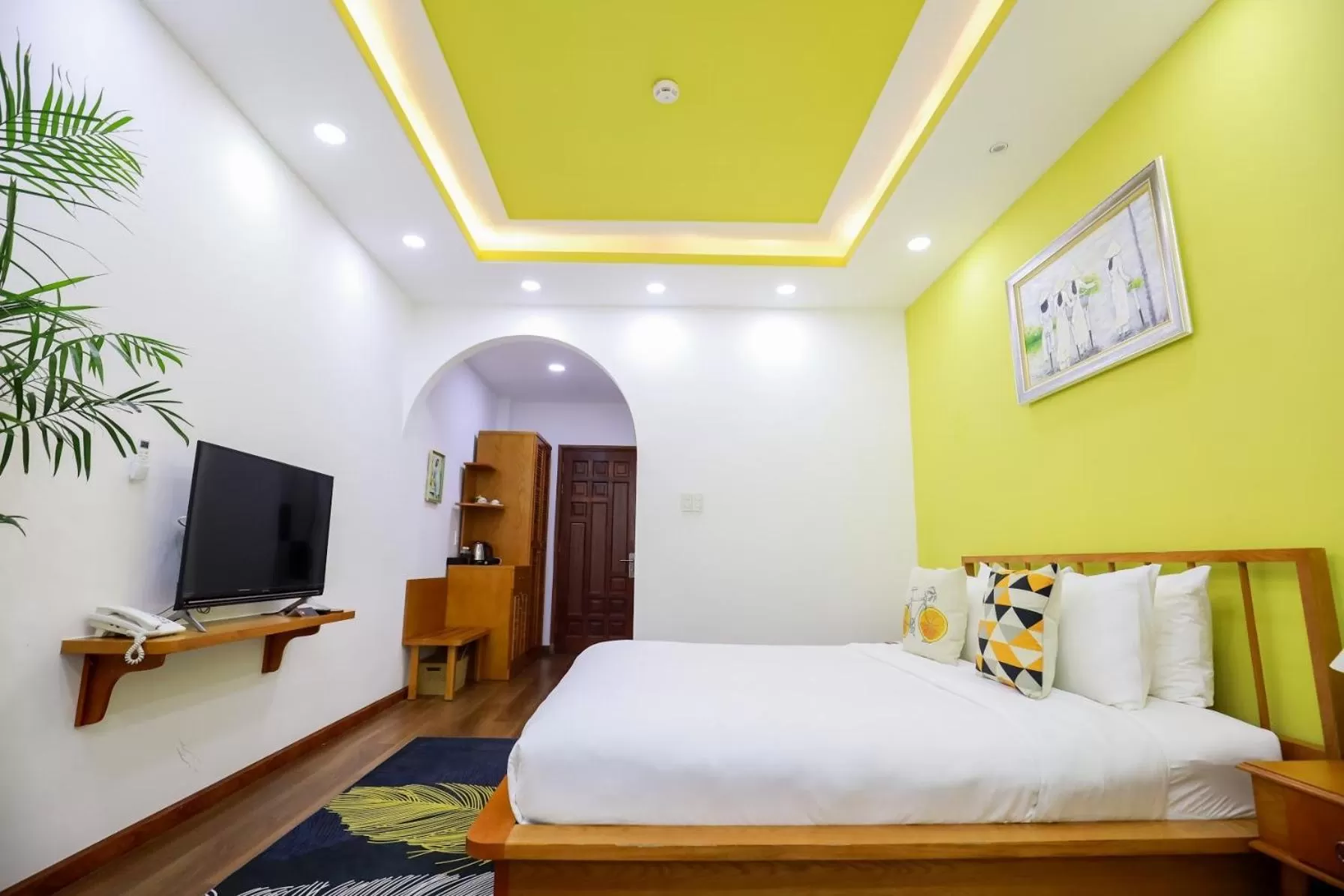 Bedroom, Bed in Chez Mimosa Local - Free Laundry