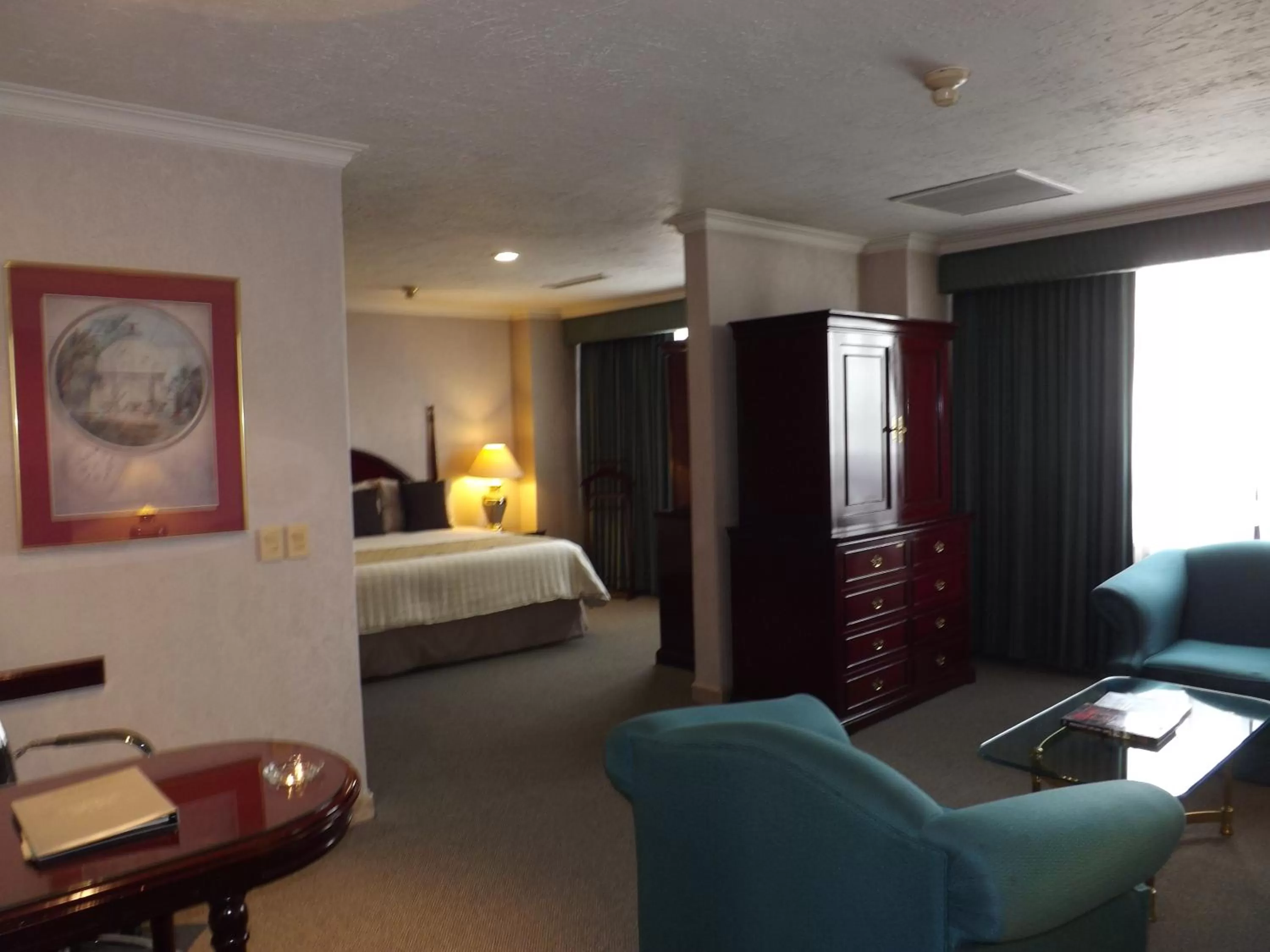 Photo of the whole room, Bed in Pedregal Palace