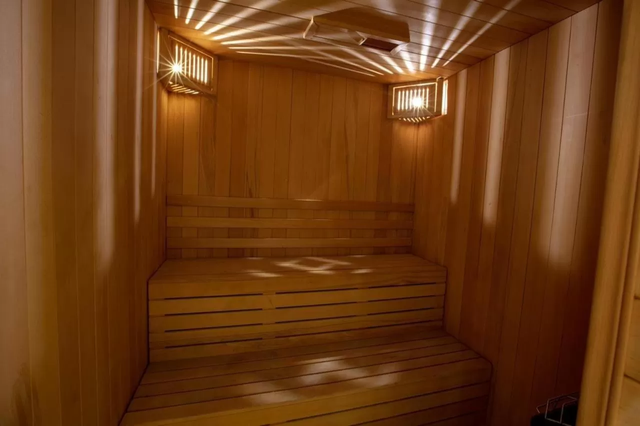 Sauna in Seasons Park Hotel