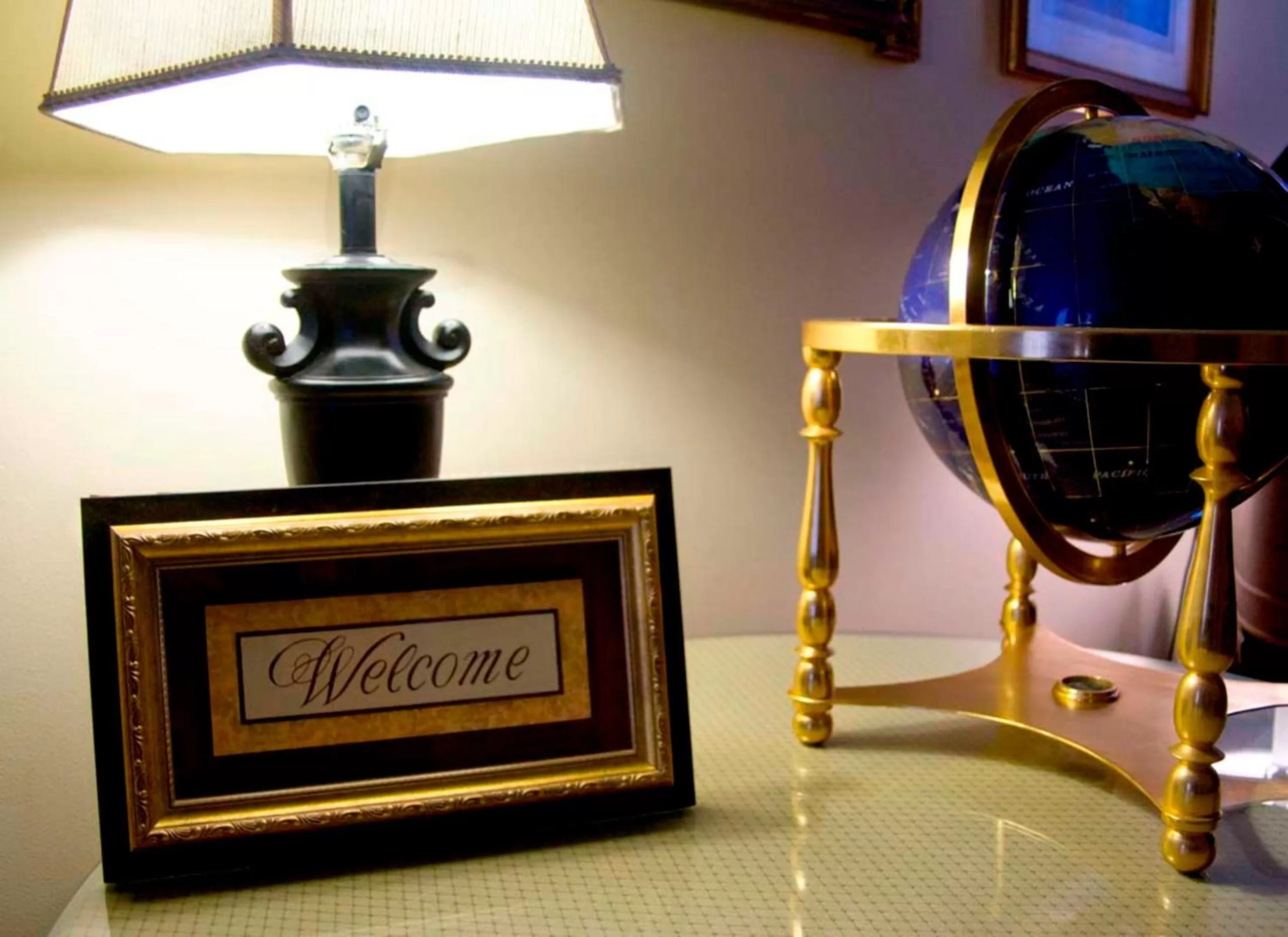 Decorative detail in La Reserve Bed and Breakfast