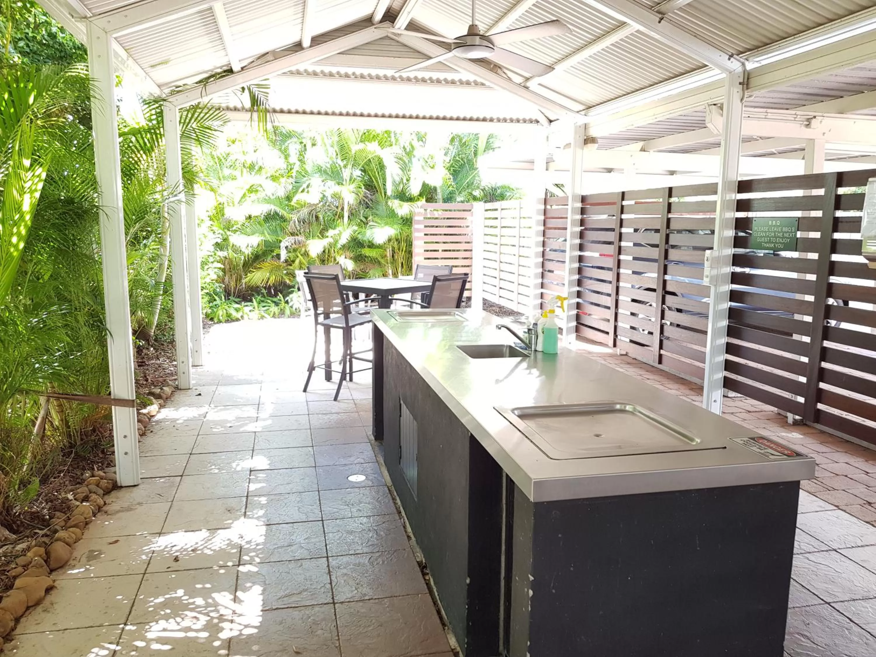 BBQ facilities in Noosa Place Resort