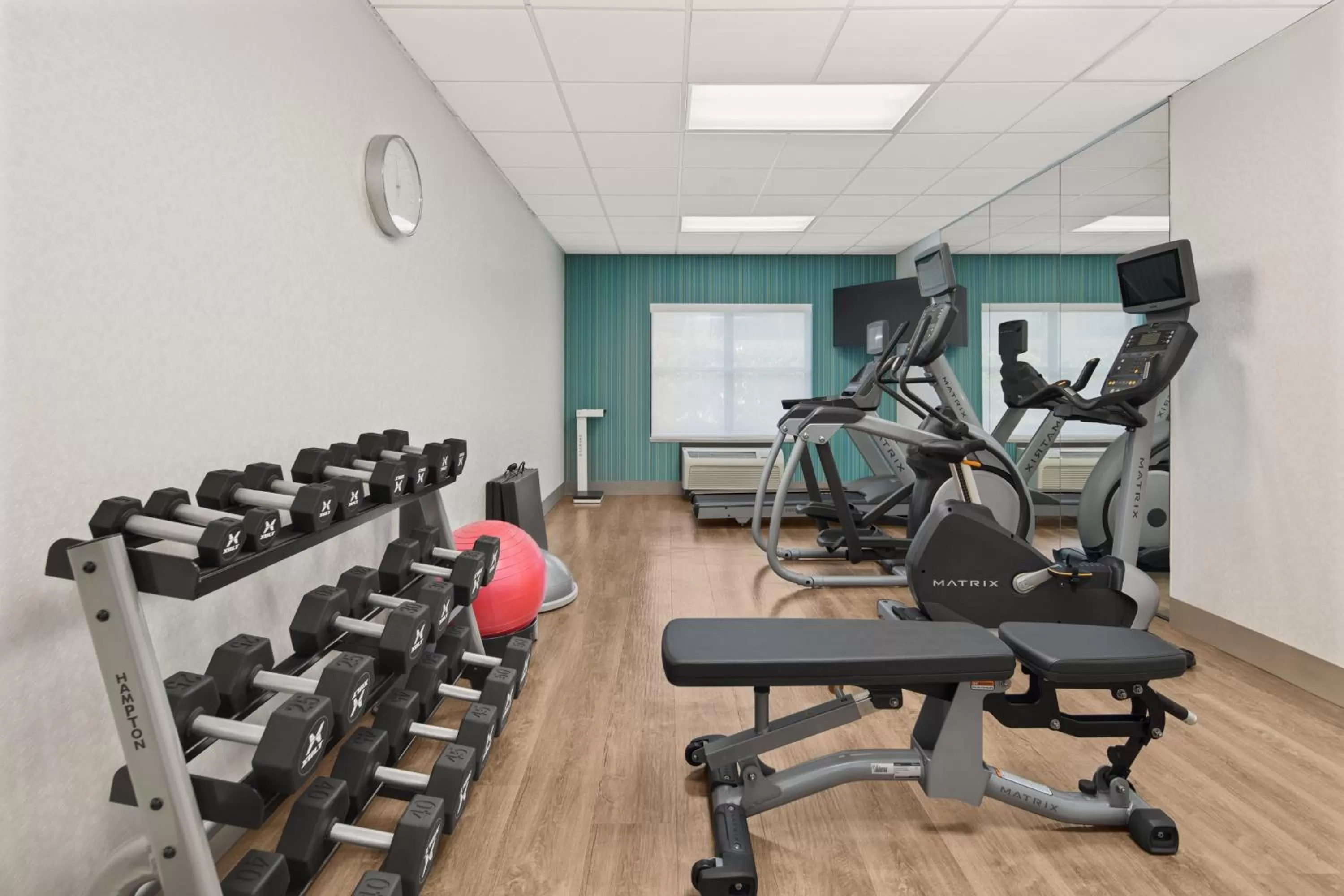 Fitness centre/facilities in Holiday Inn Express Hotel & Suites Byron by IHG