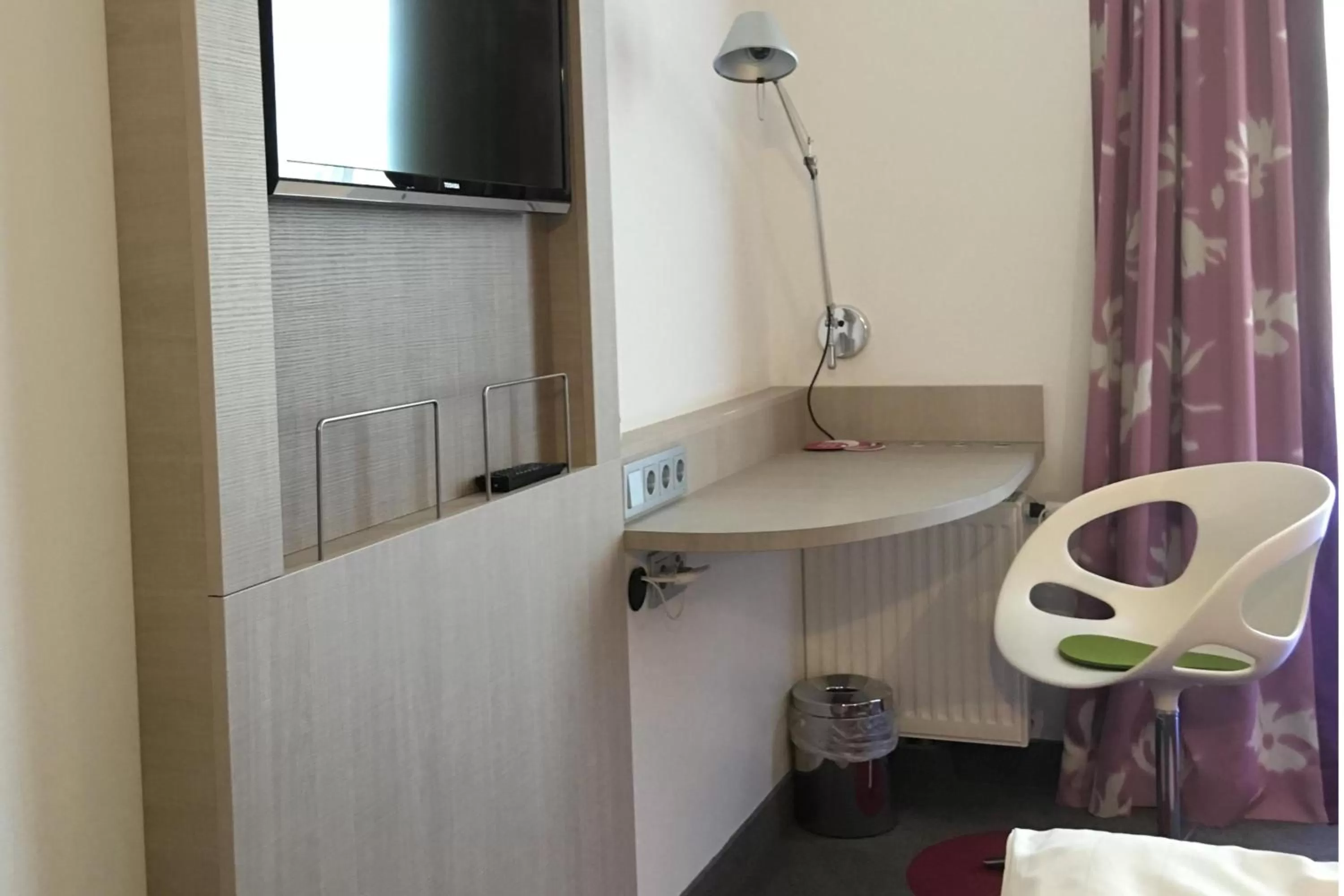 Photo of the whole room in Hotel Smartino