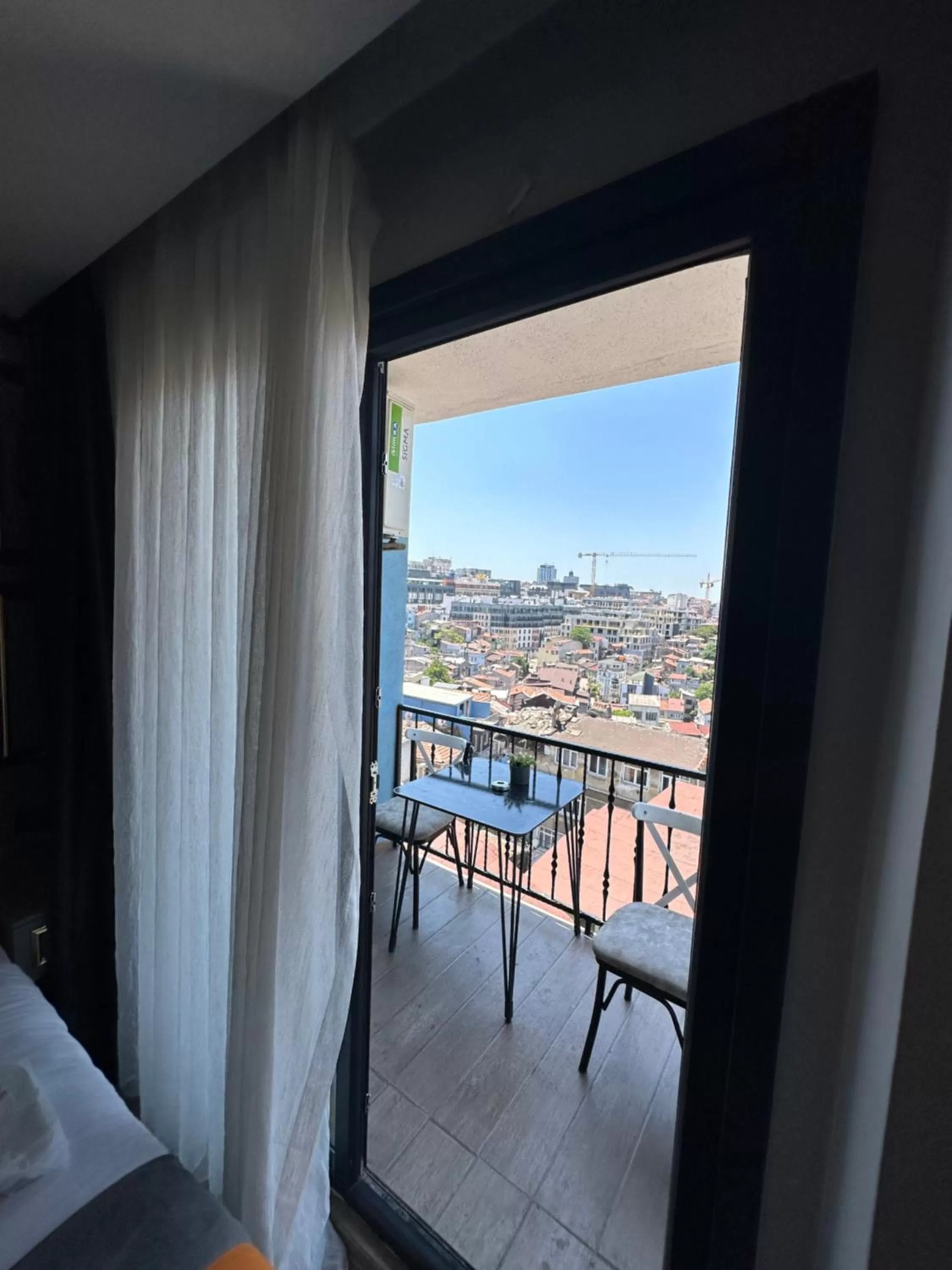 Taksim Larissa hotel suites